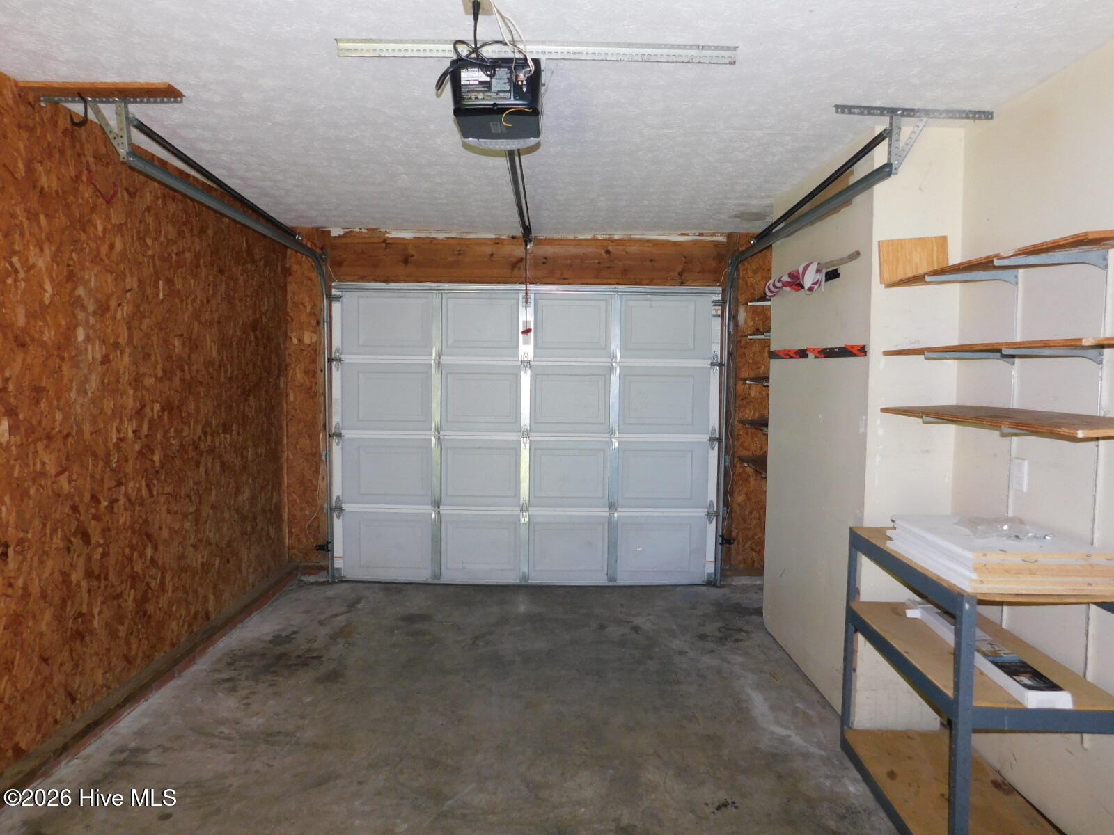 512 Cougar Place Property Photo 6
