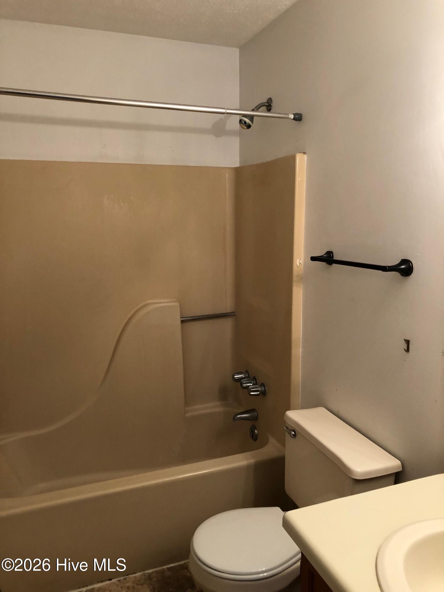 512 Cougar Place Property Photo 13