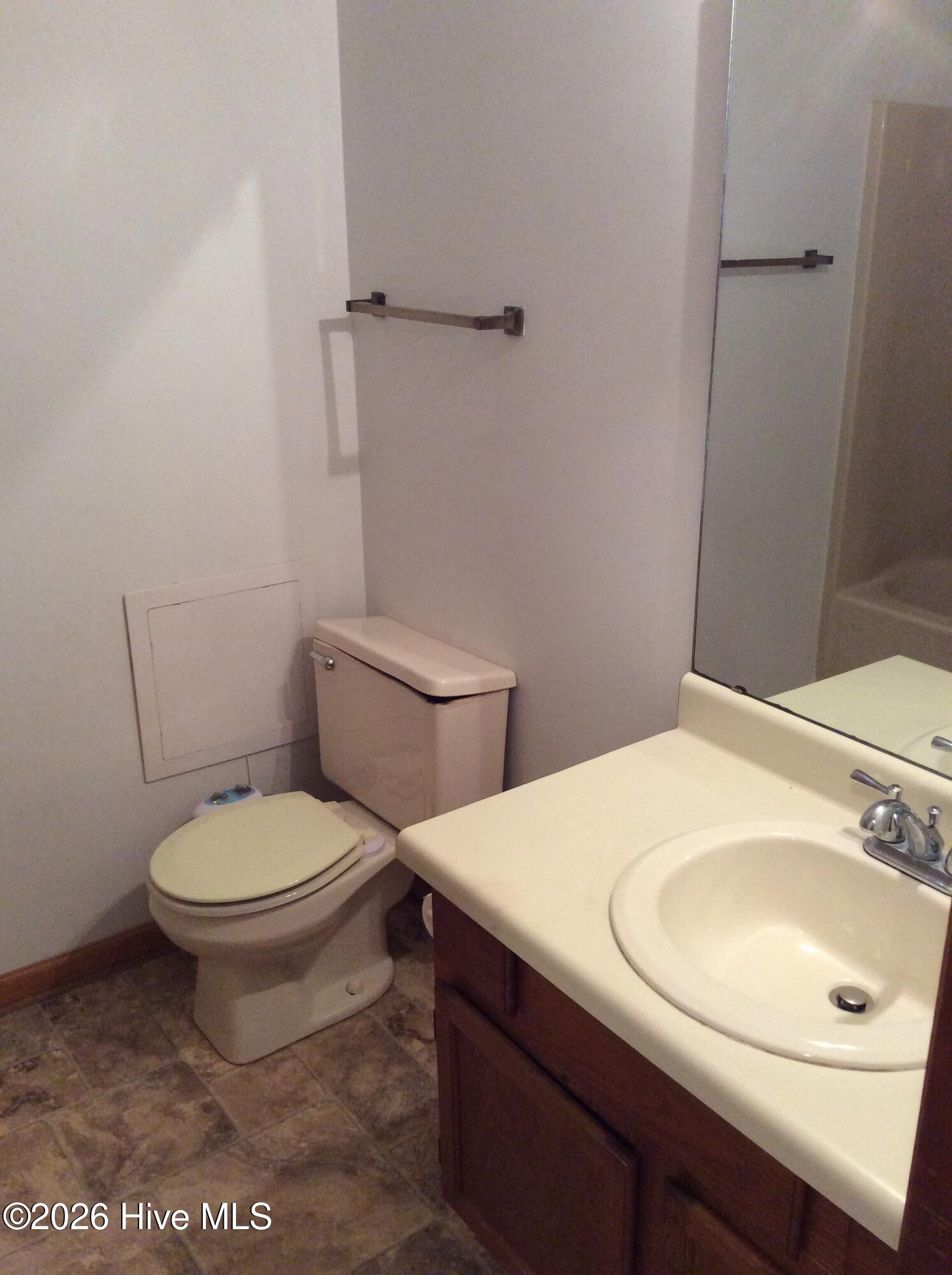 512 Cougar Place Property Photo 15