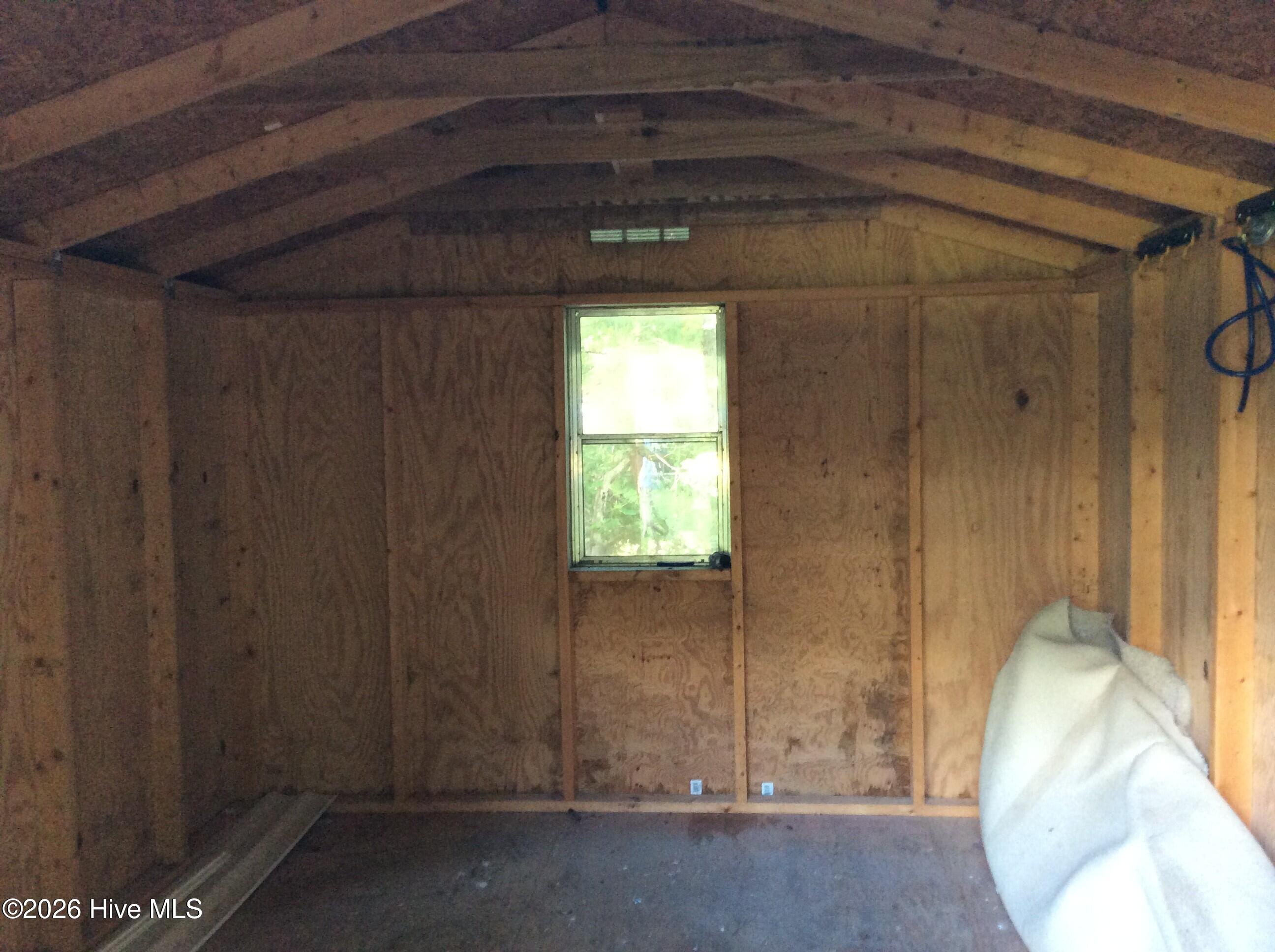 512 Cougar Place Property Photo 21