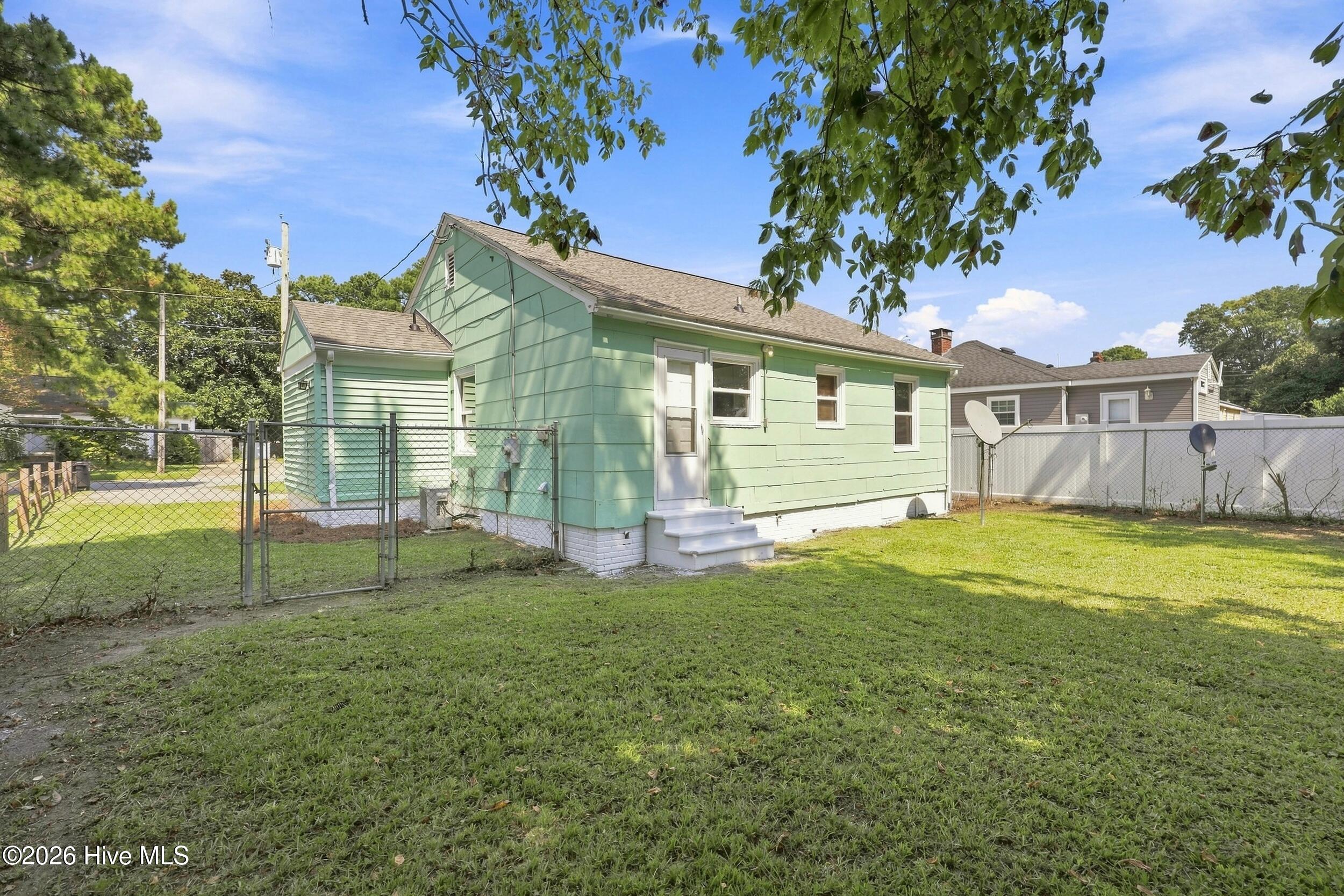 911 Bartlett Avenue Property Photo 18