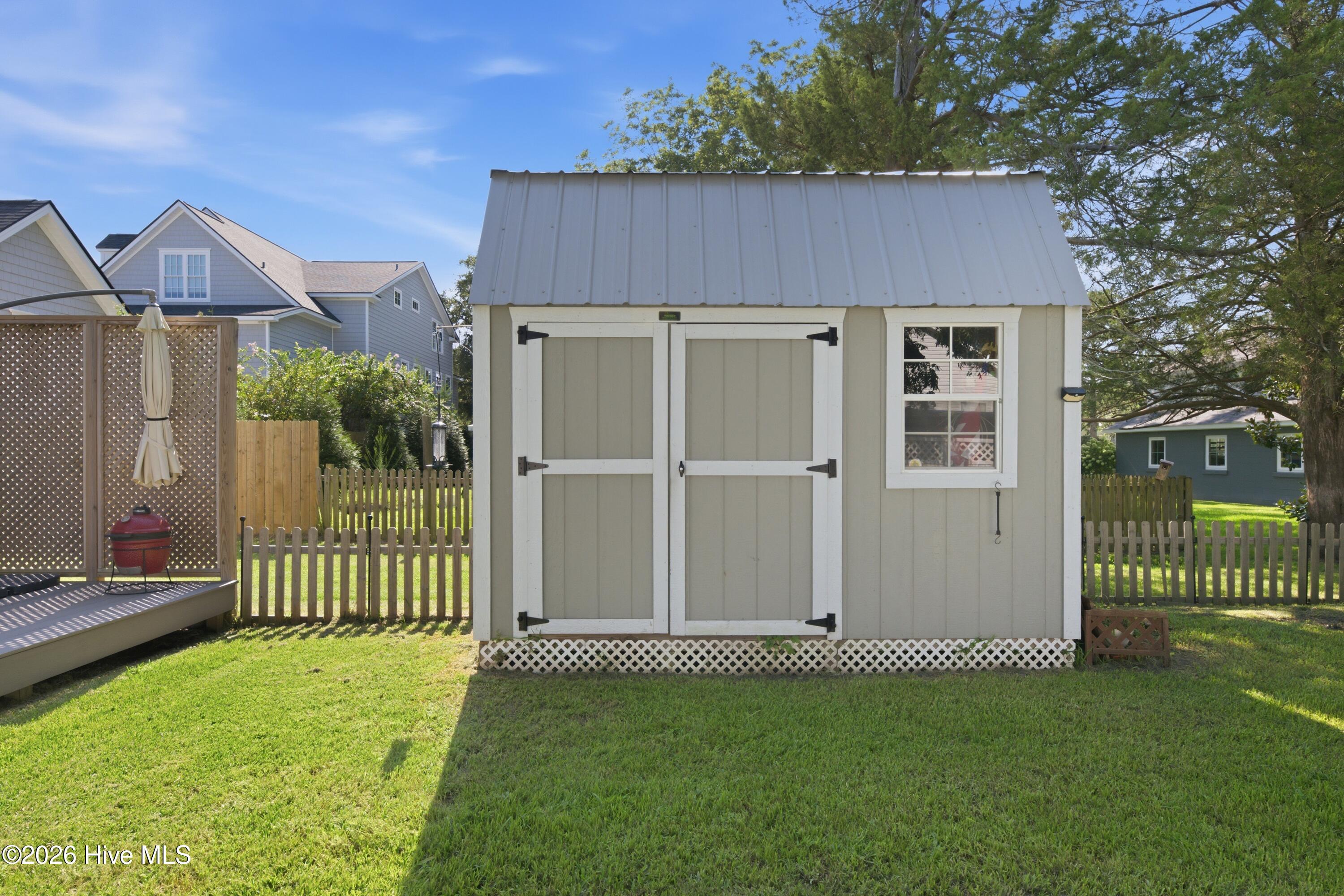 619 First Avenue Property Photo 46
