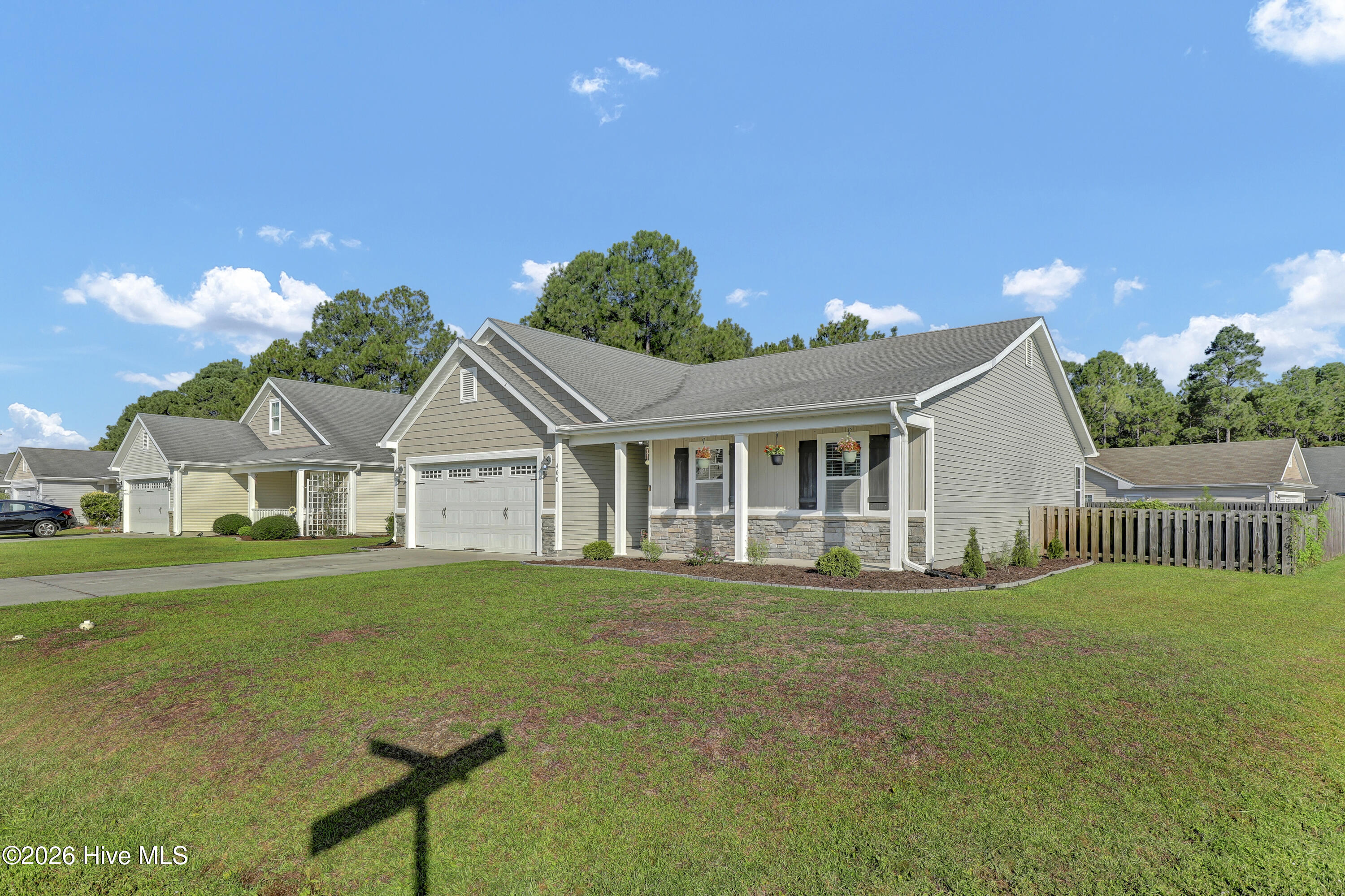 400 Blue Pennant Court Property Photo 3