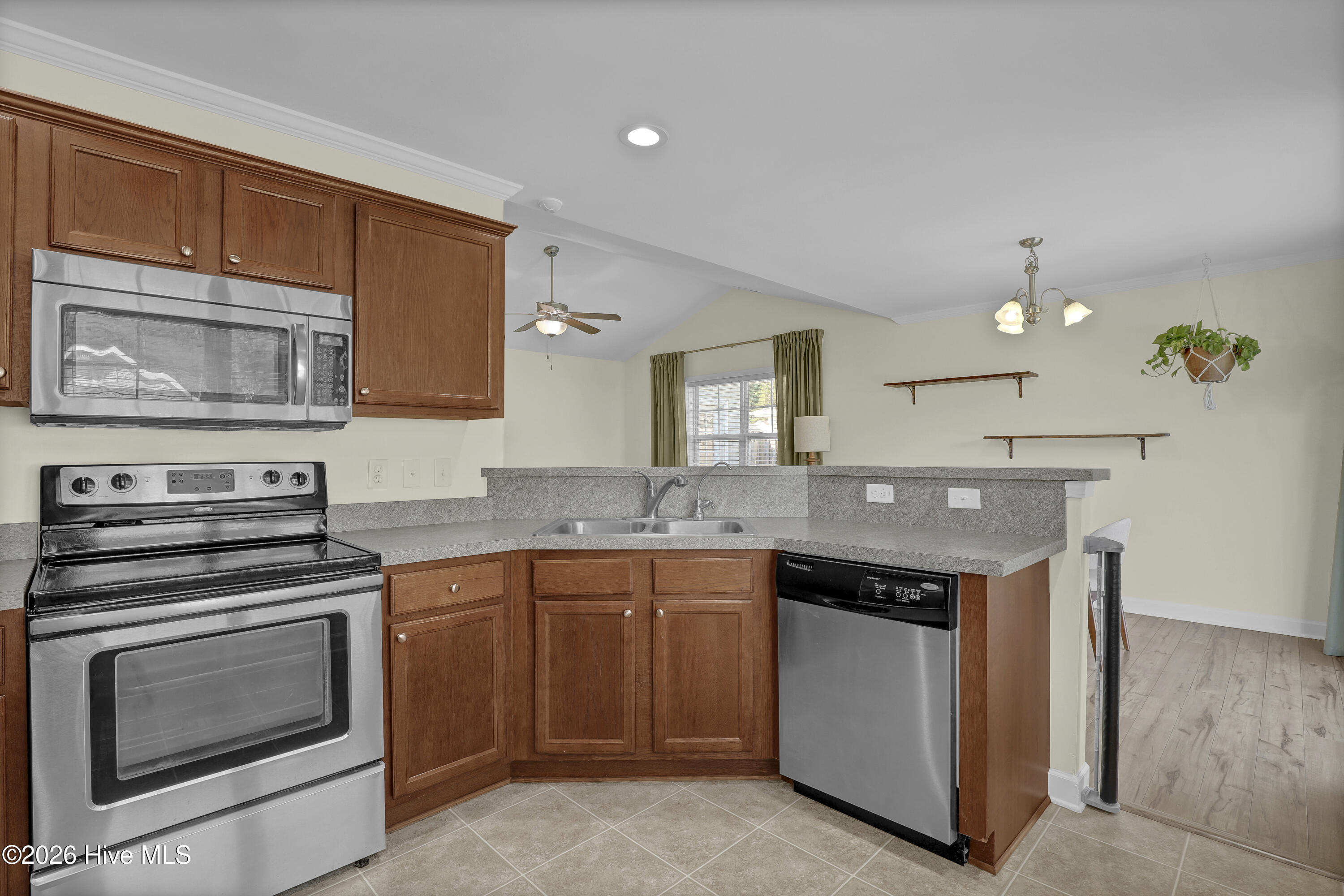 400 Blue Pennant Court Property Photo 14