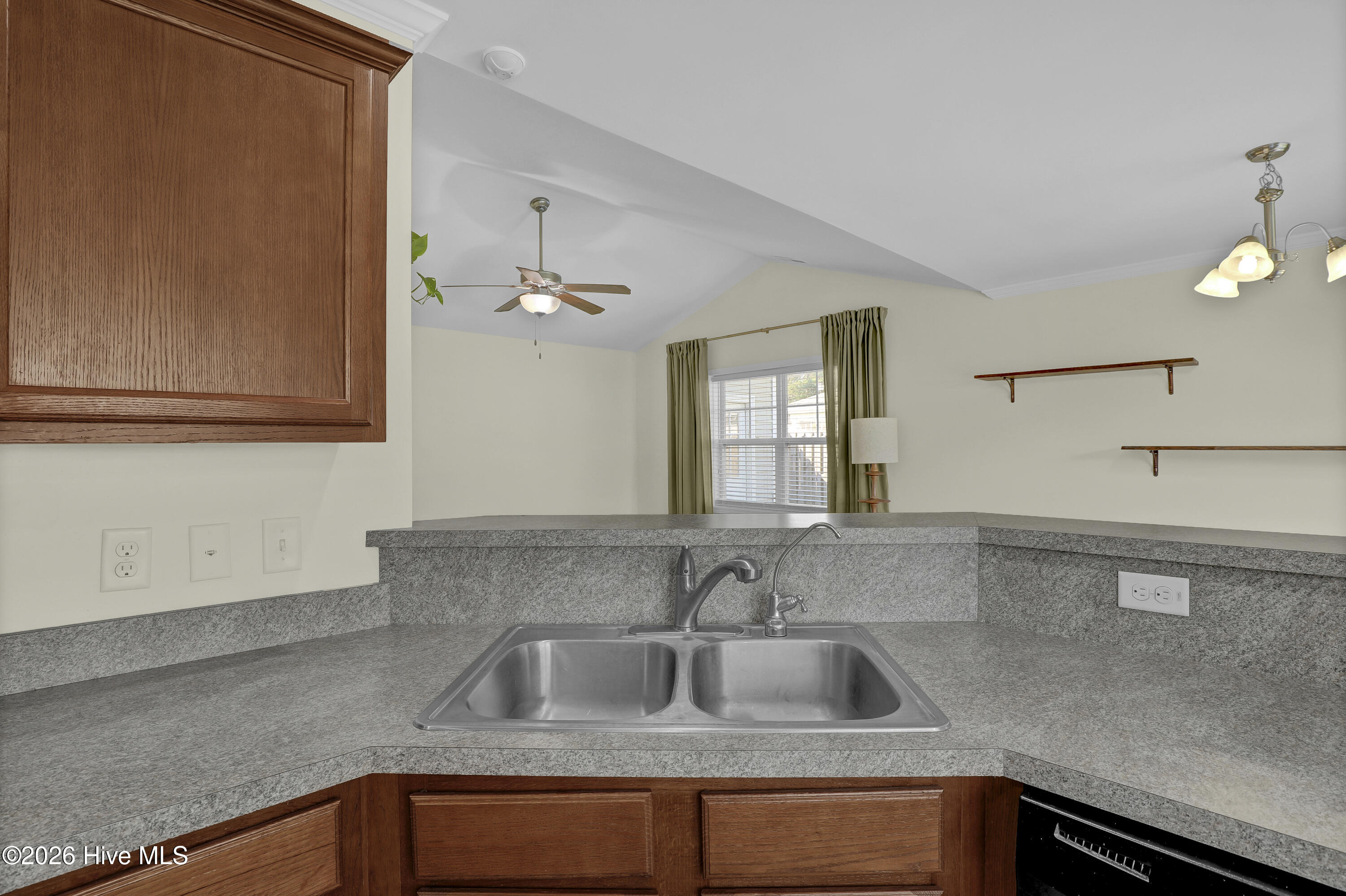 400 Blue Pennant Court Property Photo 15