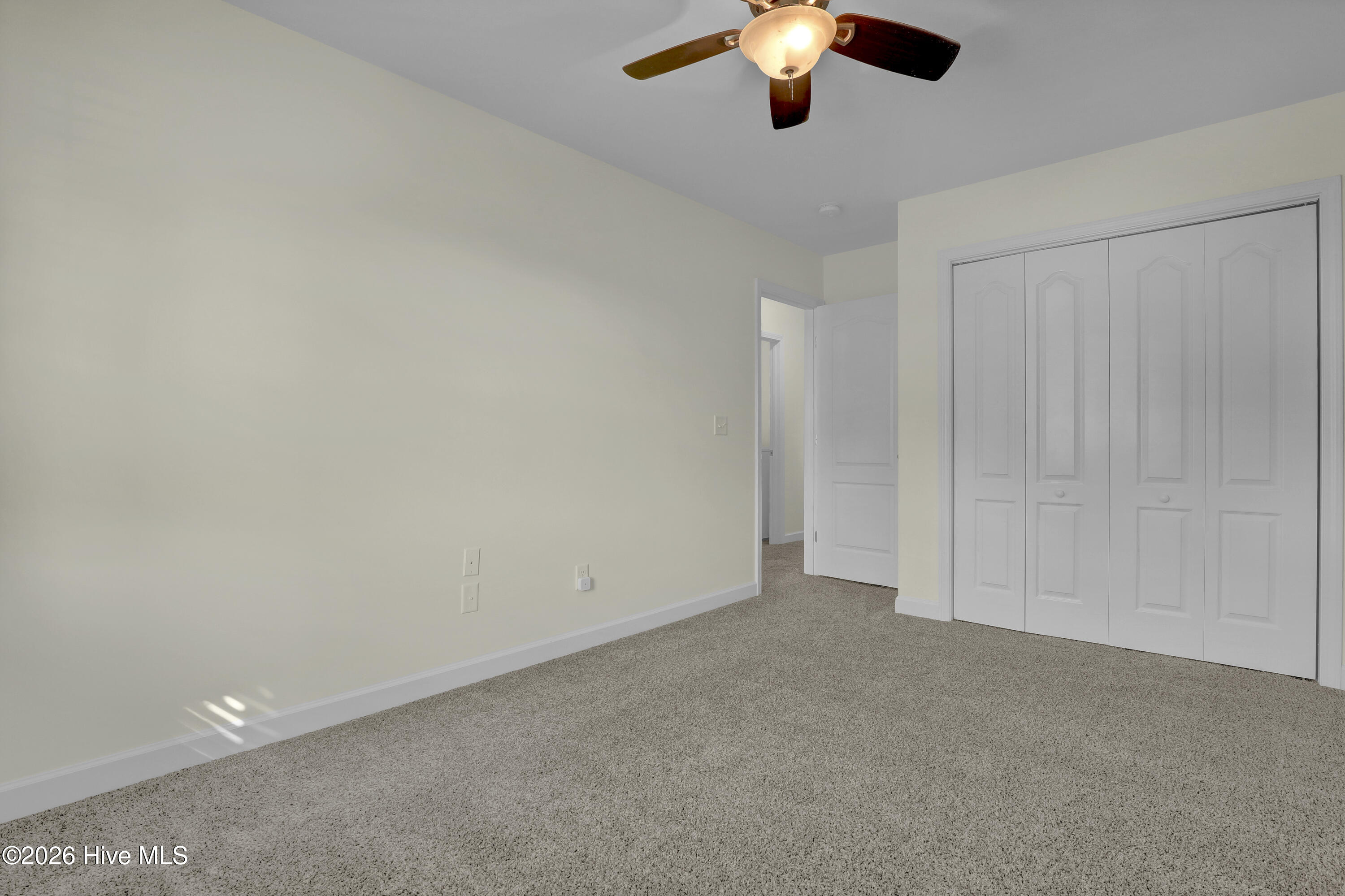 400 Blue Pennant Court Property Photo 23