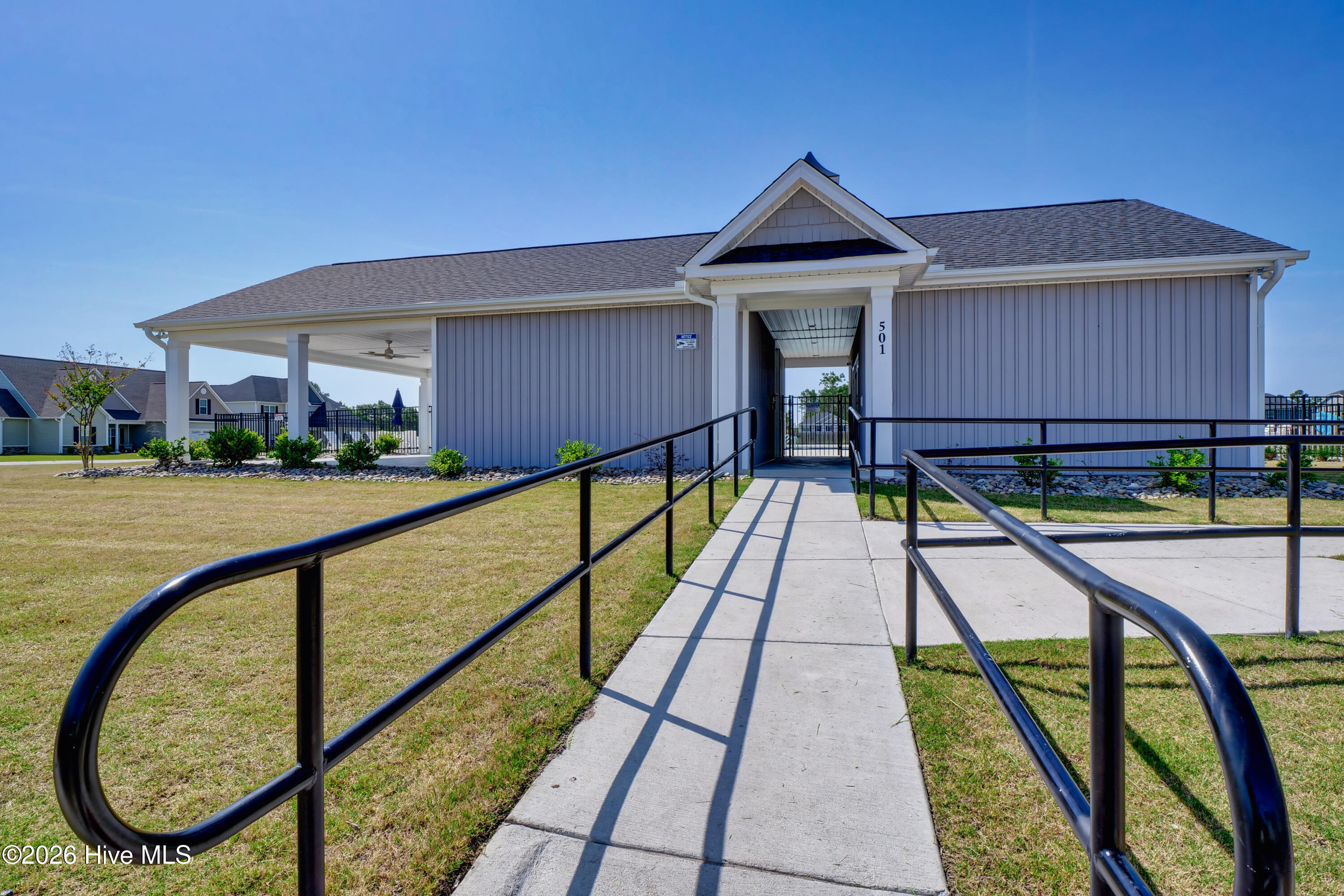 400 Blue Pennant Court Property Photo 33