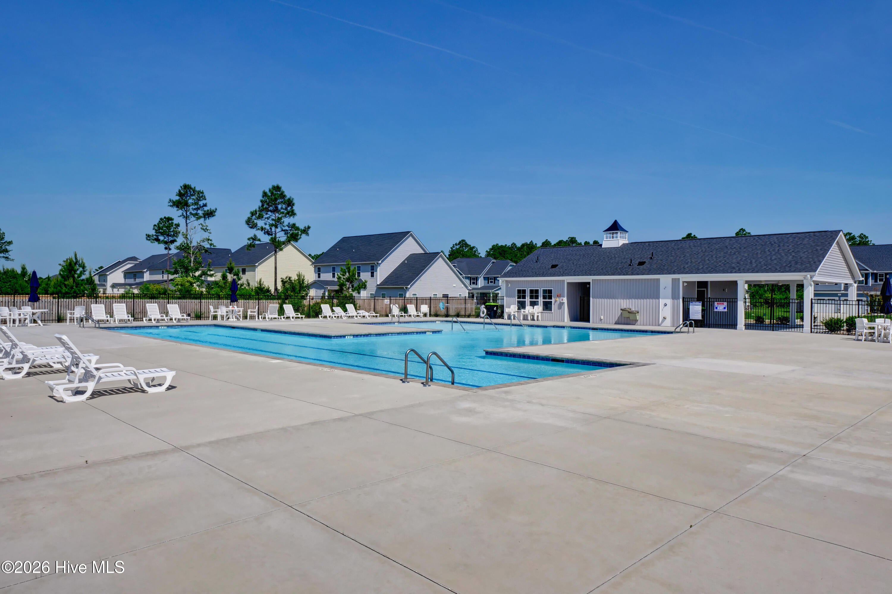 400 Blue Pennant Court Property Photo 35