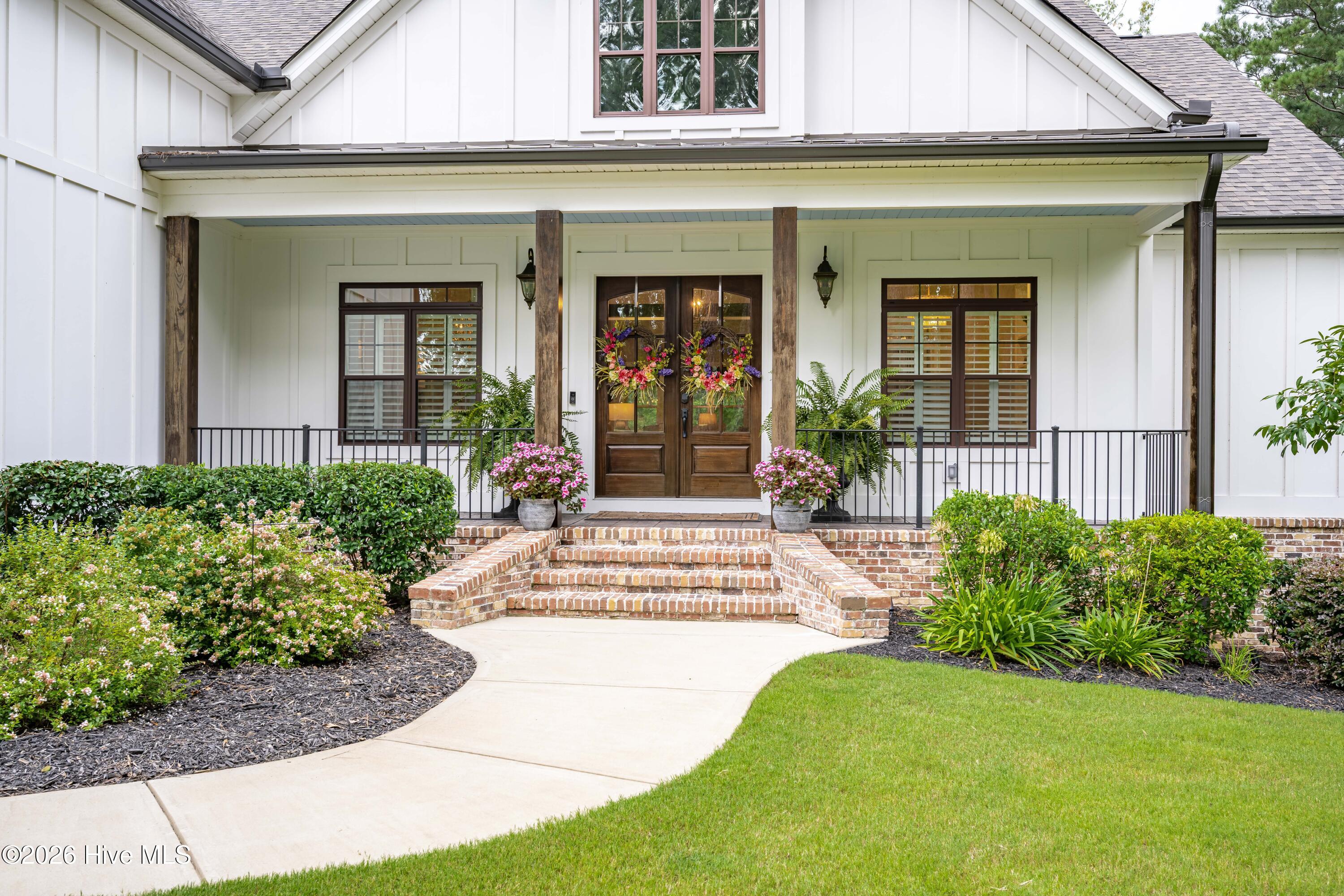 4363 Deerwood Lane W Property Photo 3