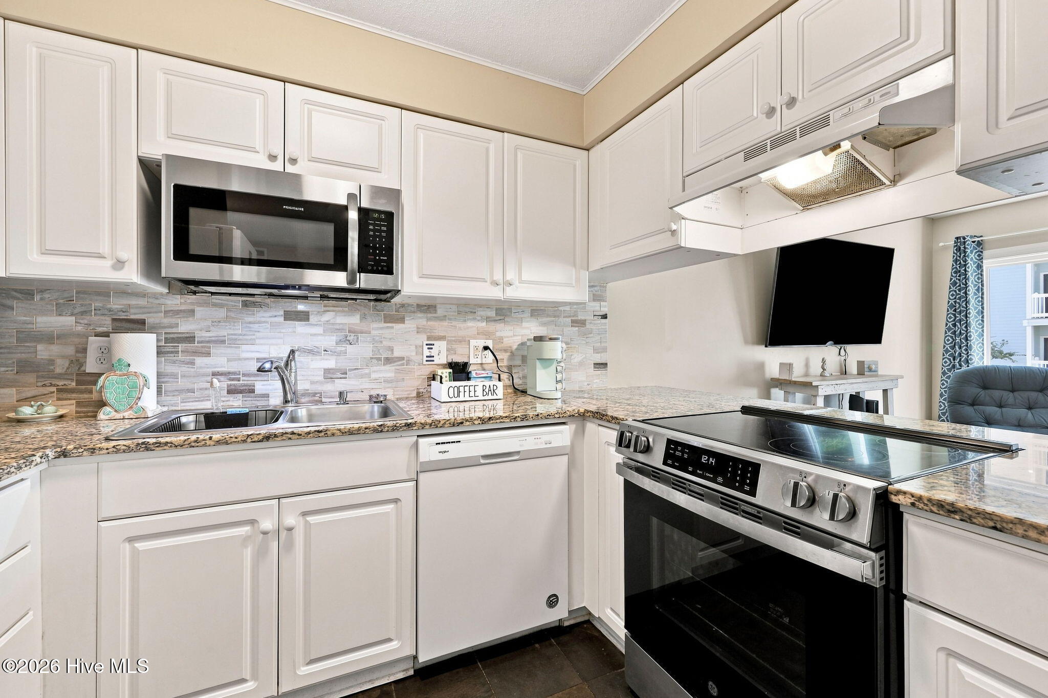 9201 Coast Guard Road E103 Property Photo 17