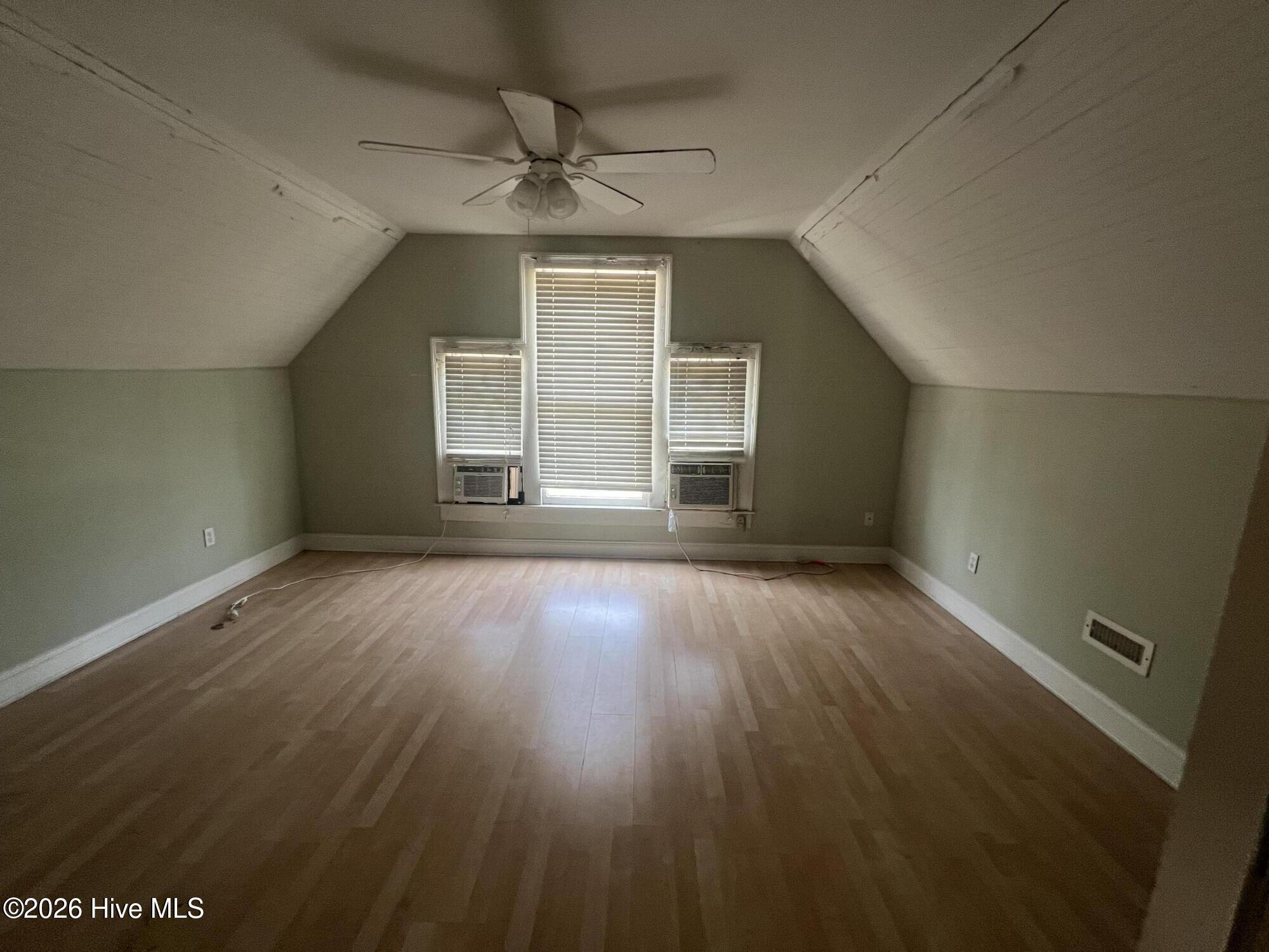 307 S Mitchell Street Property Photo 11