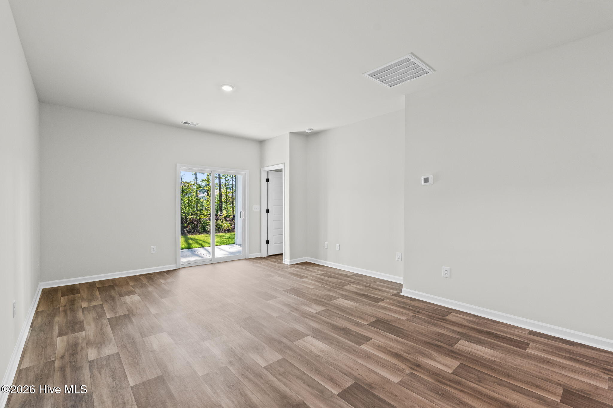 1033 Harbor Drive Property Photo 5