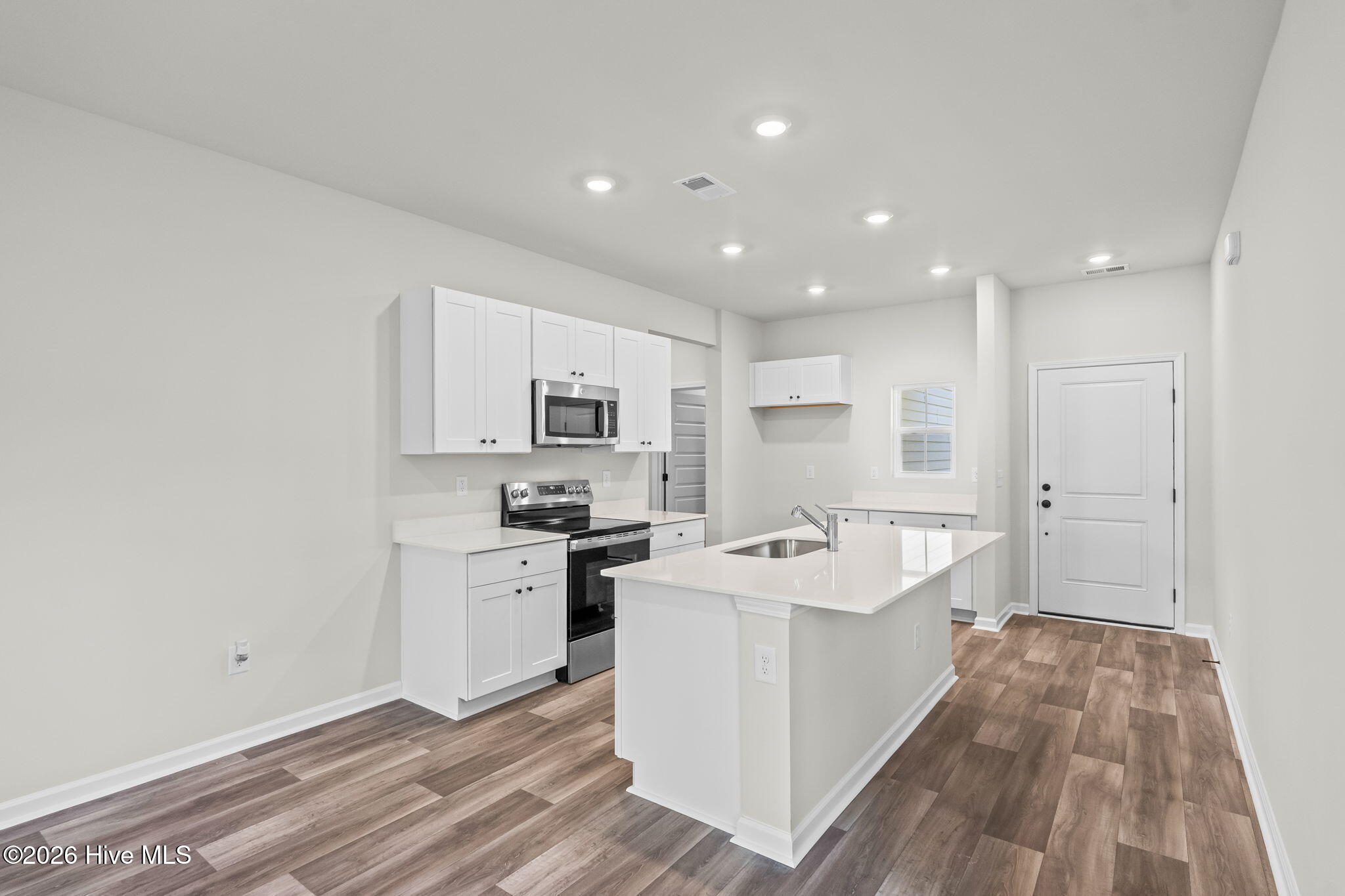1033 Harbor Drive Property Photo 12