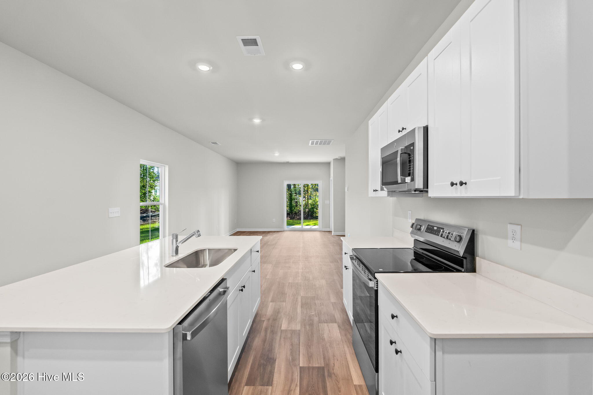 1033 Harbor Drive Property Photo 18