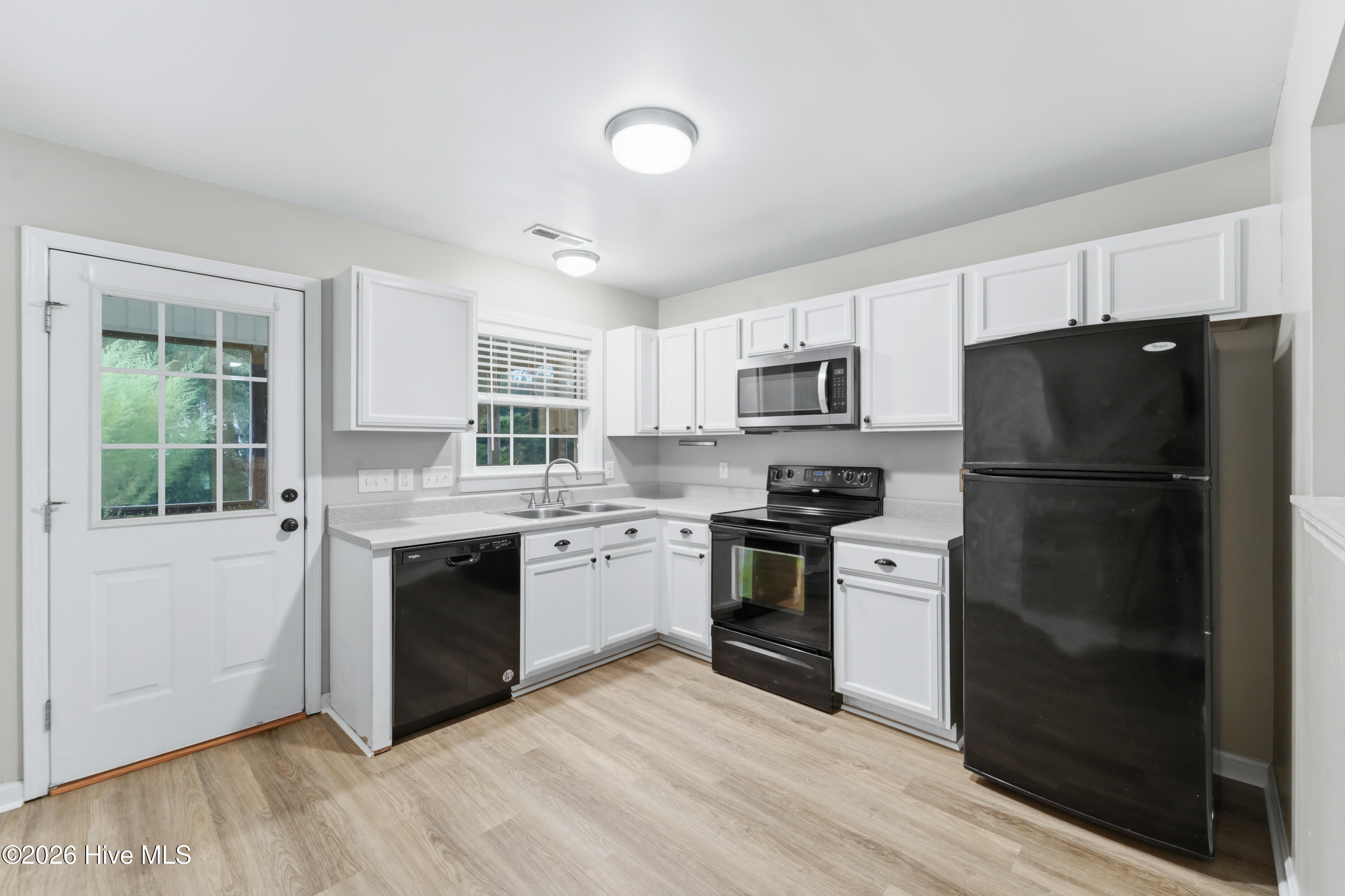 308 Caldwell Loop Property Photo 5