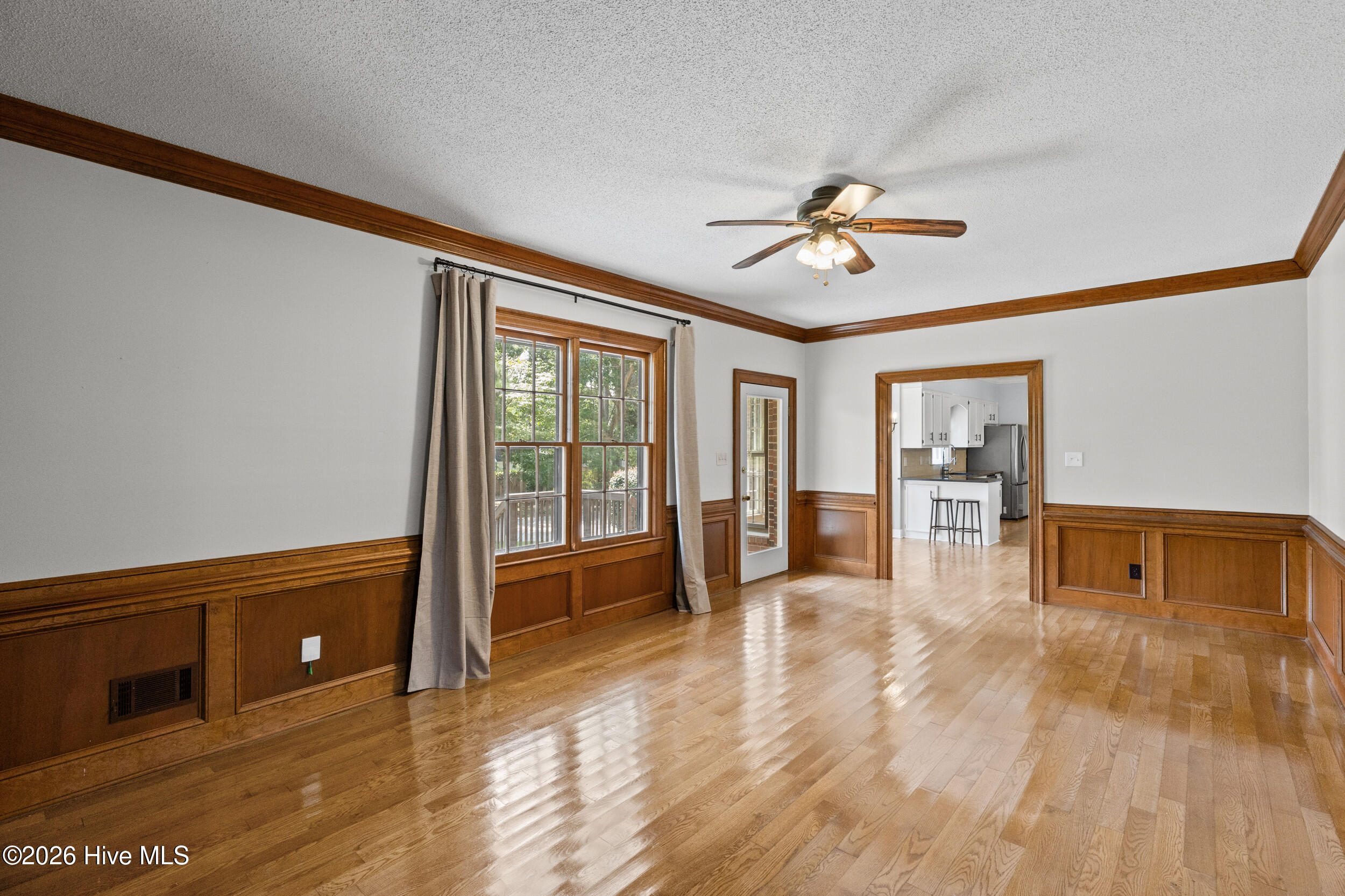 4230 Quail Springs Circle Property Photo 11