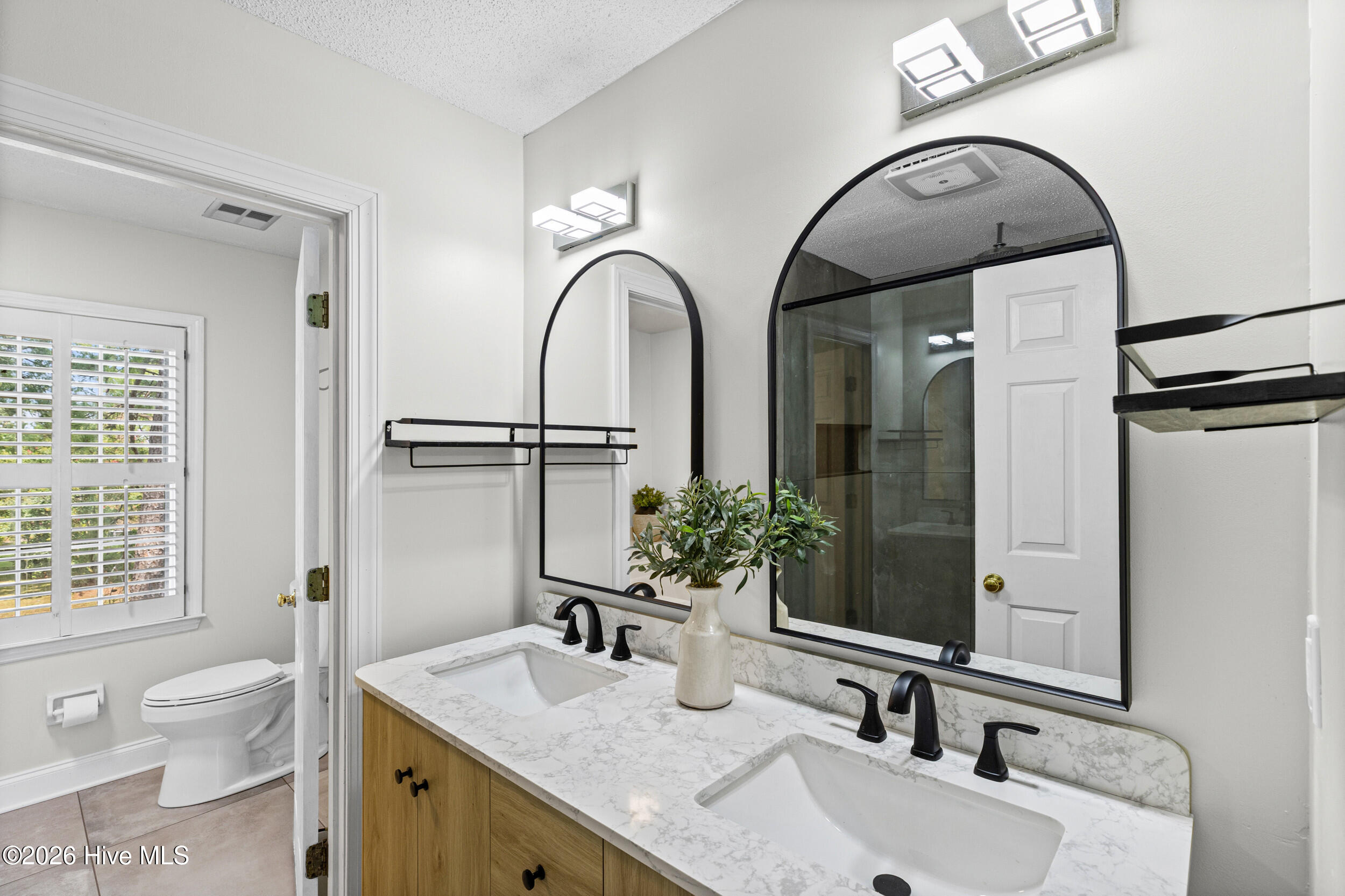 4230 Quail Springs Circle Property Photo 16