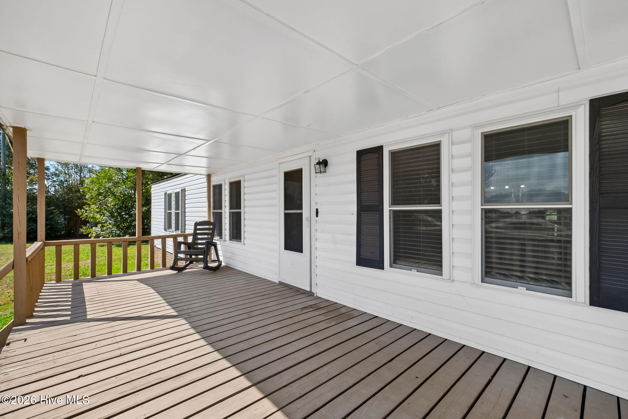 7112 Wheat Swamp Road Property Photo 6