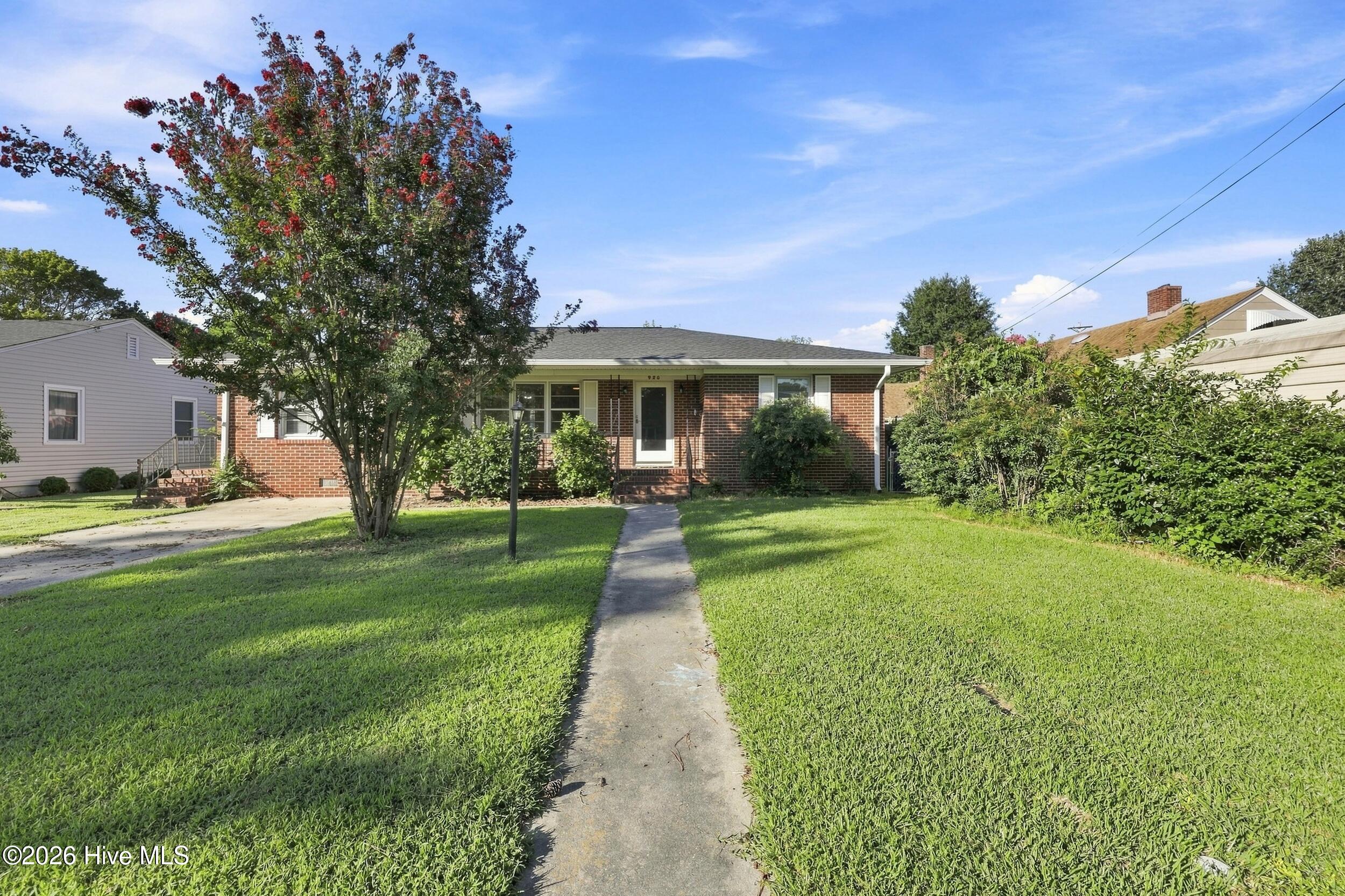 920 Hunnicutt Avenue Property Photo 1