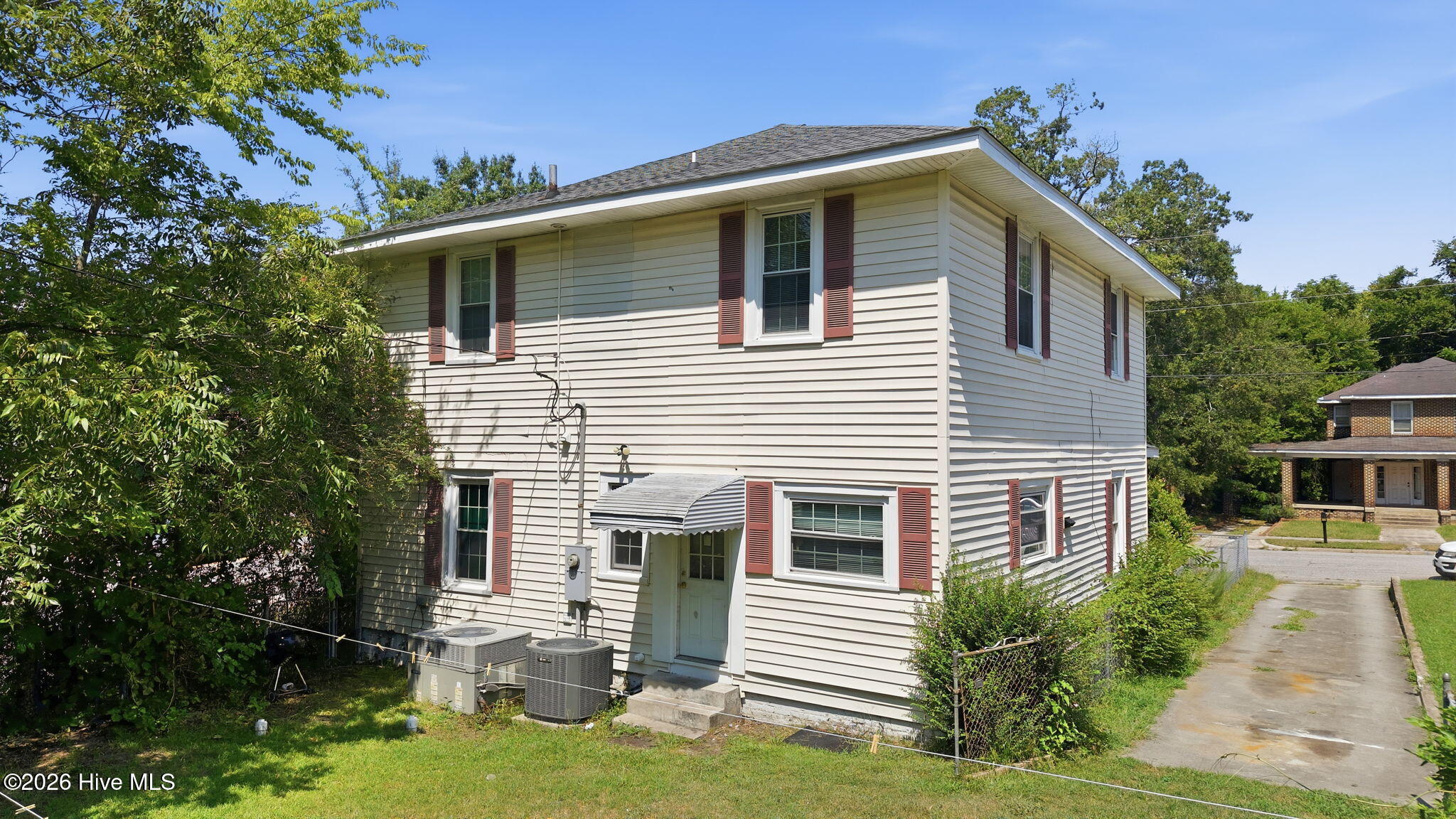 603 Hill Street Property Photo 4