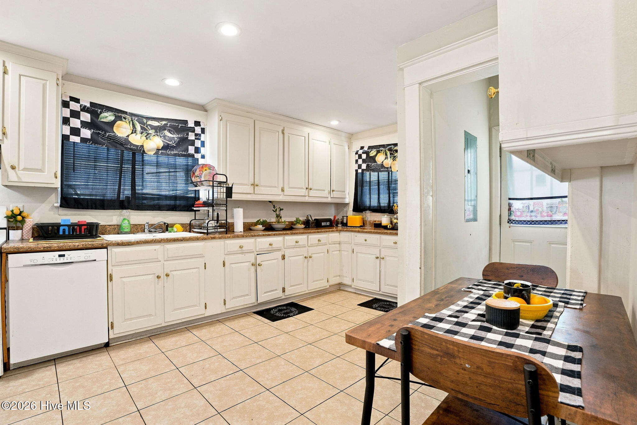 603 Hill Street Property Photo 16