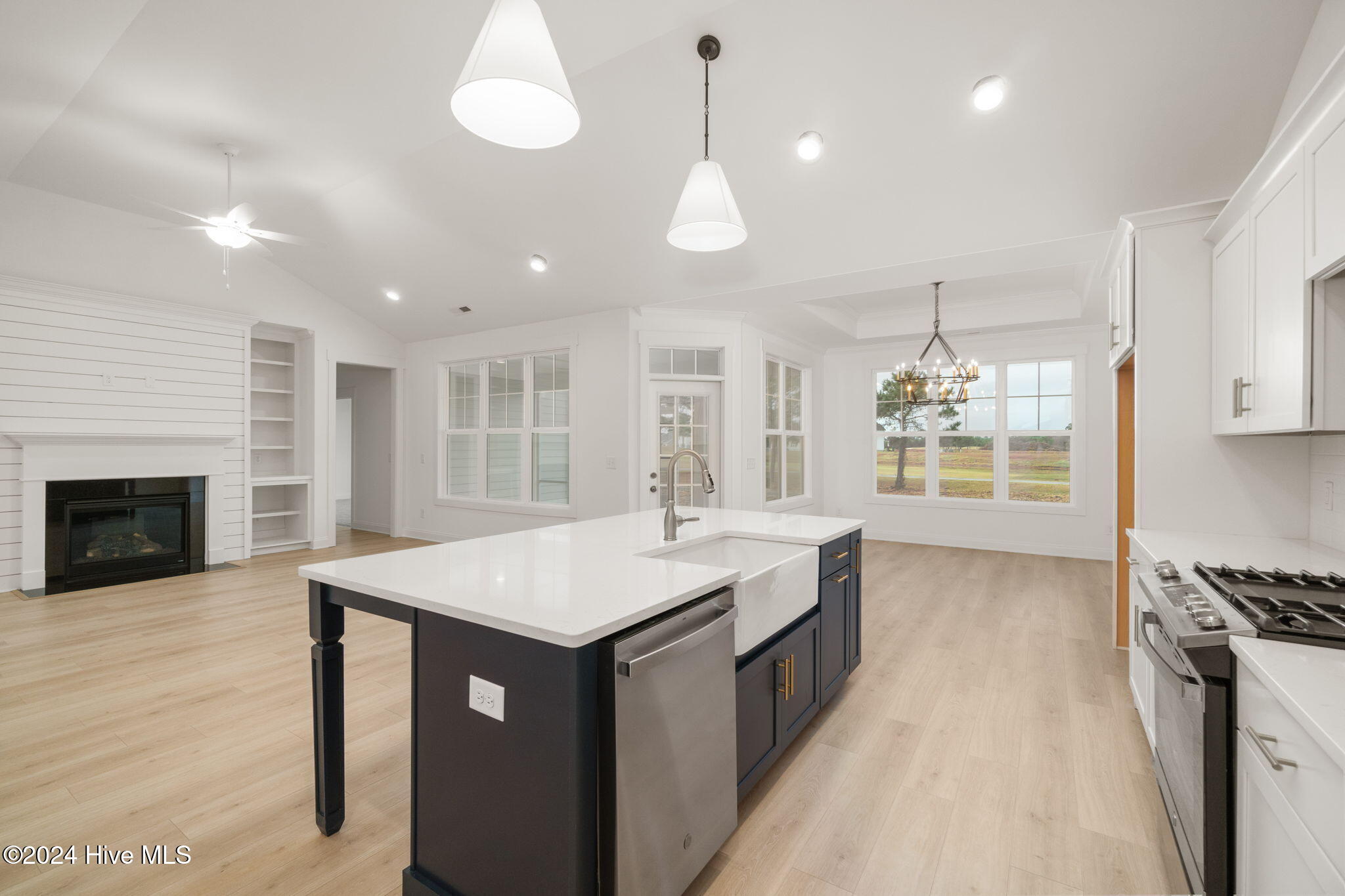 105 Windswept Lane Property Photo 7