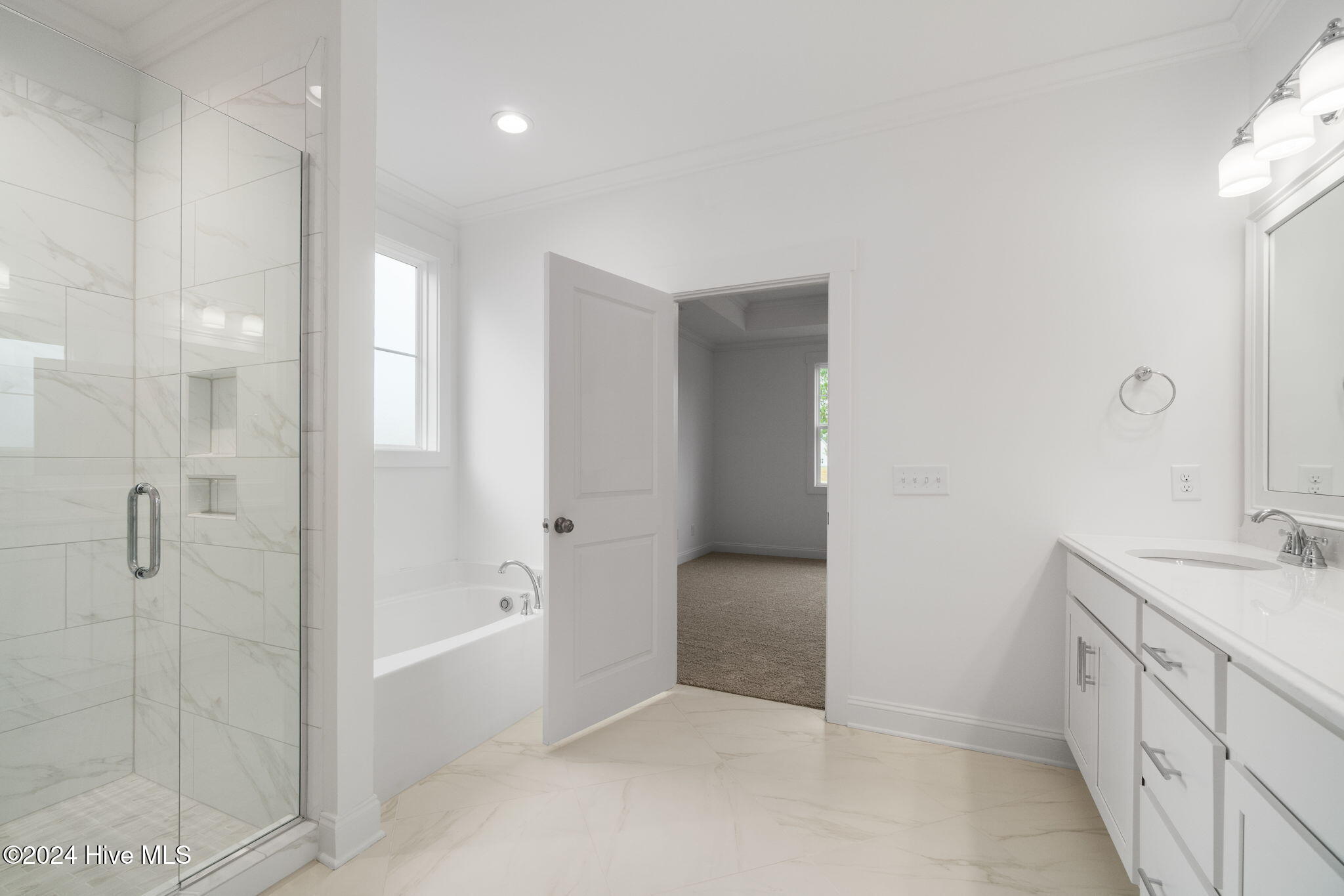 105 Windswept Lane Property Photo 17