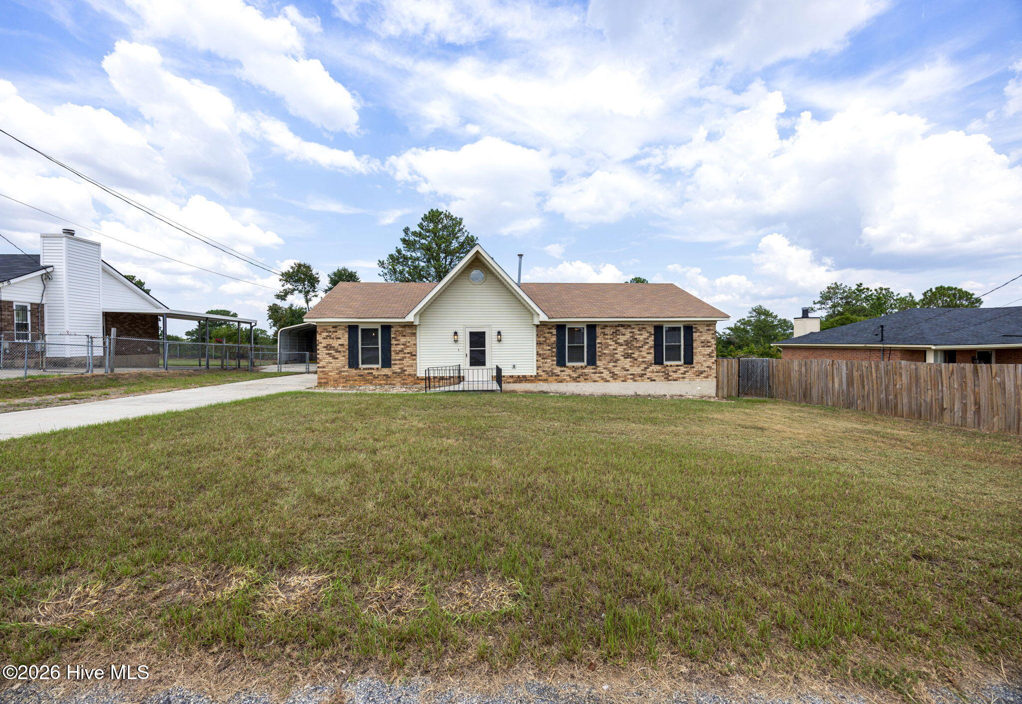 2554 Tara Heights Circle Property Photo 2