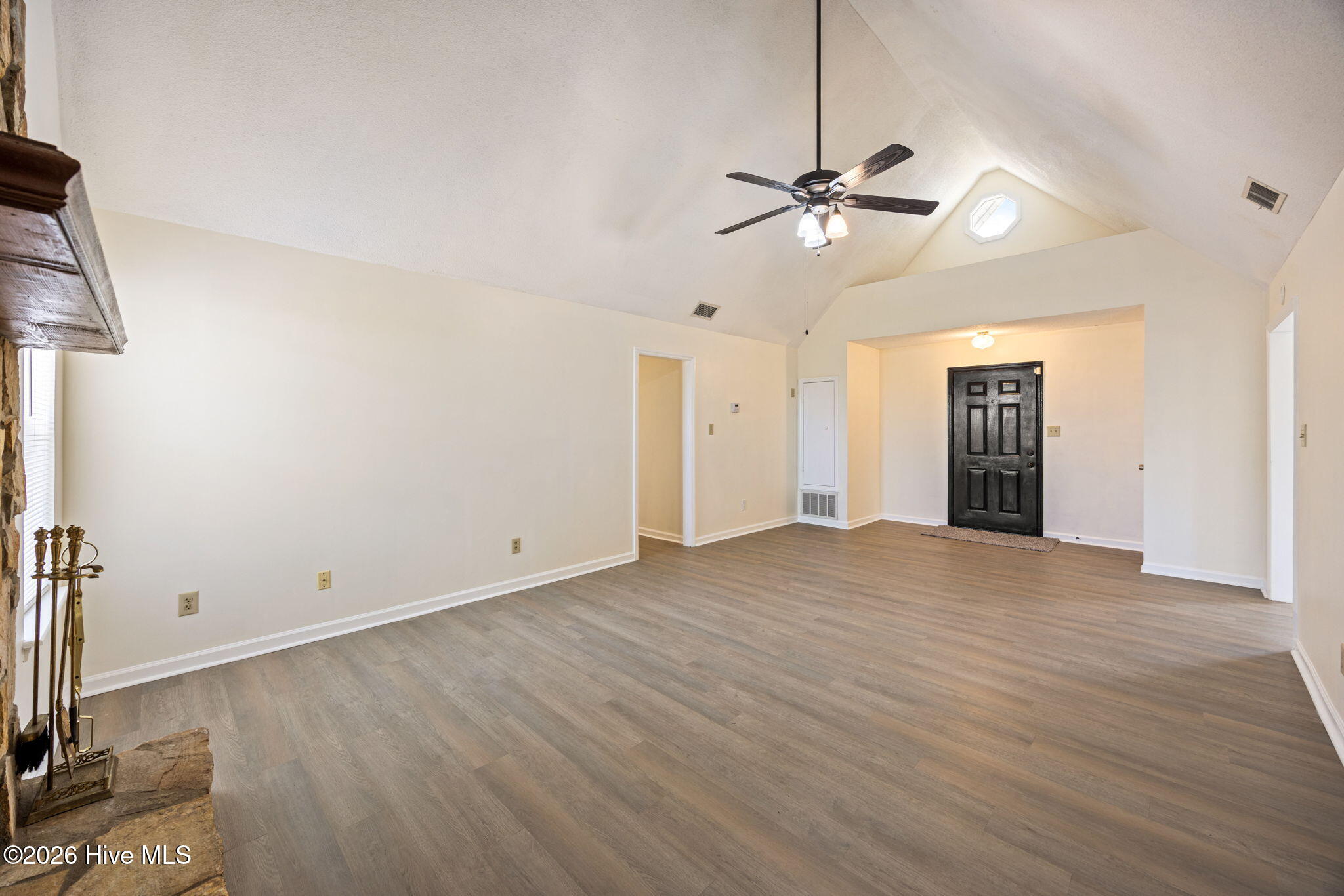 2554 Tara Heights Circle Property Photo 11