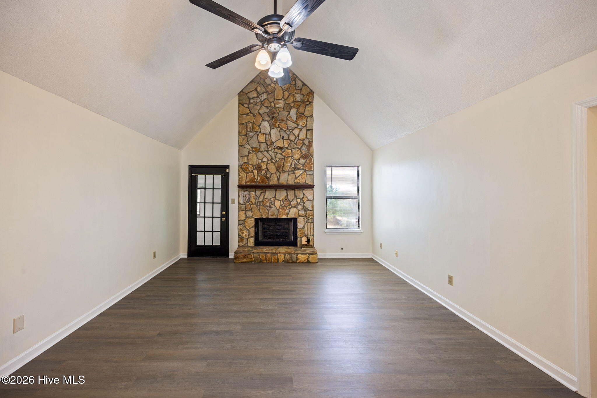 2554 Tara Heights Circle Property Photo 12