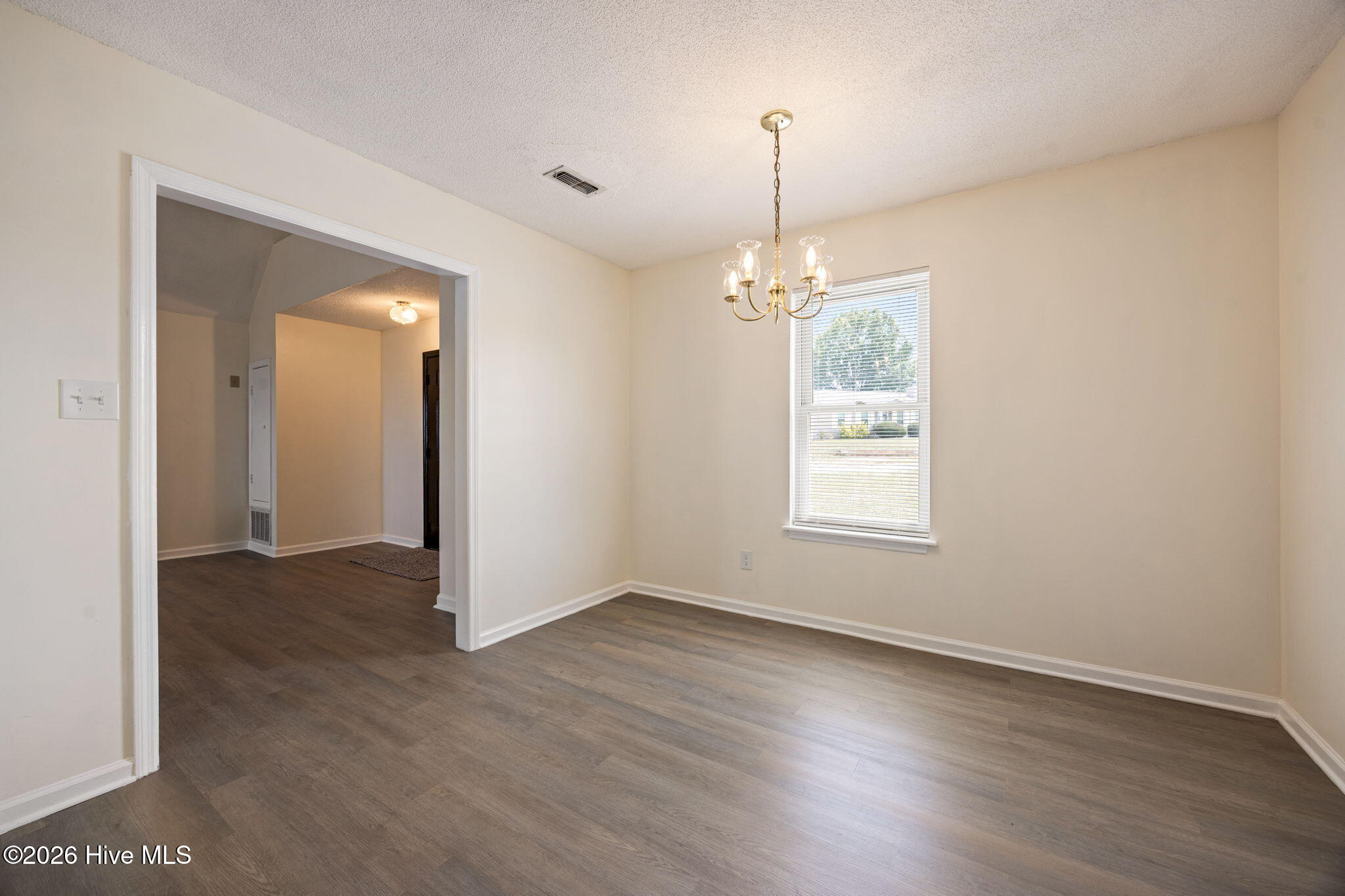 2554 Tara Heights Circle Property Photo 14