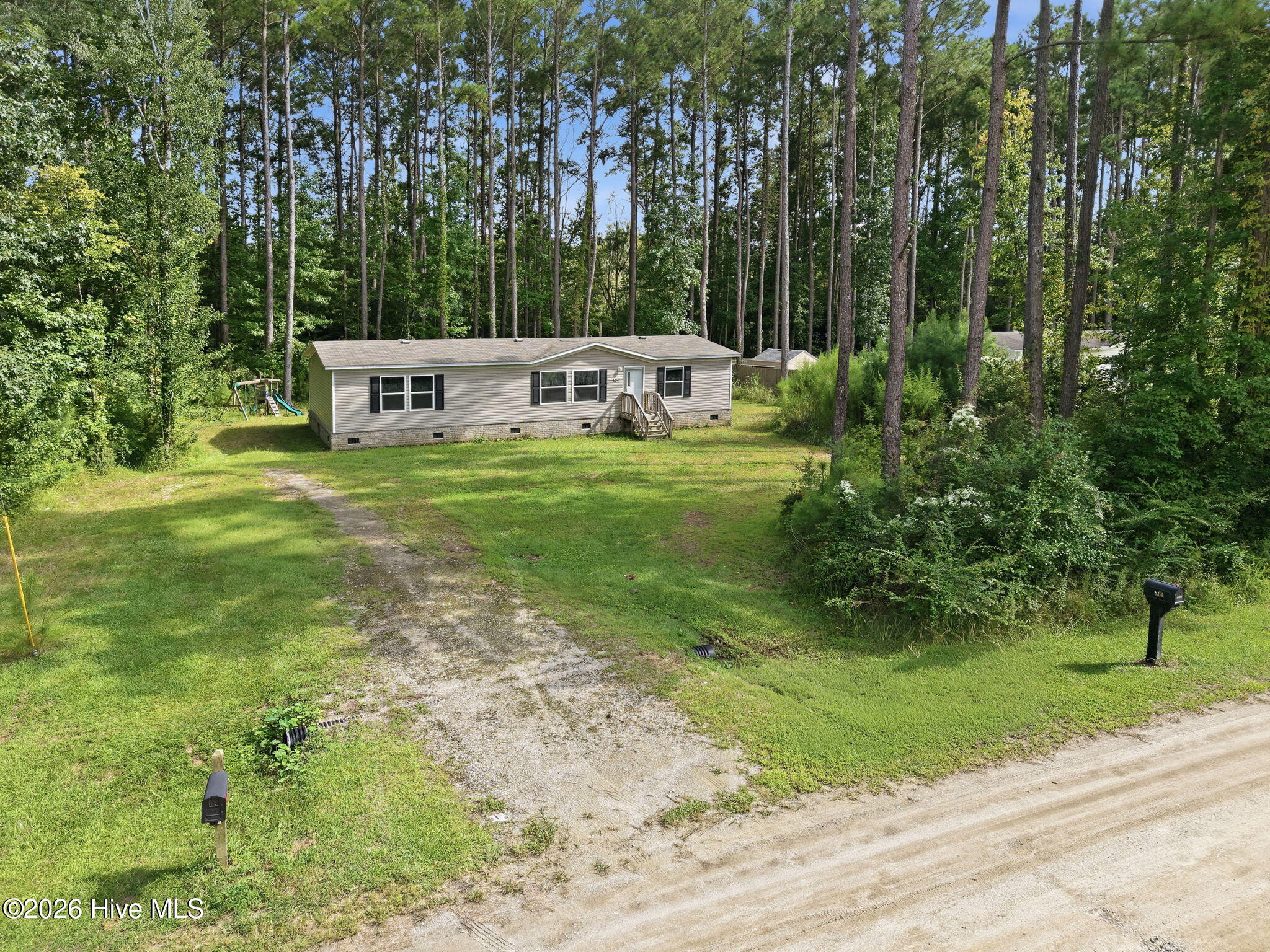 564 Pond Road Property Photo 2