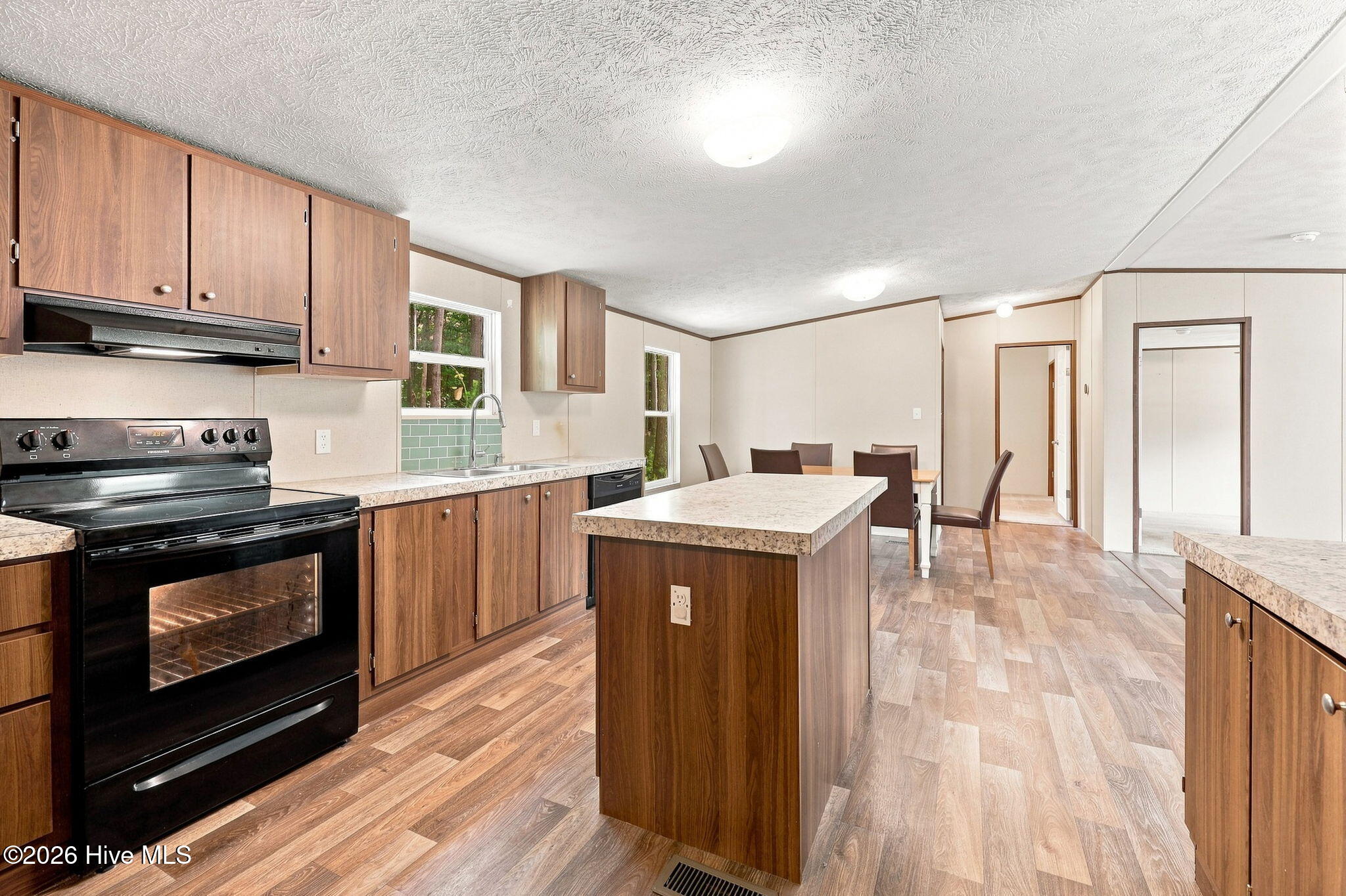 564 Pond Road Property Photo 15