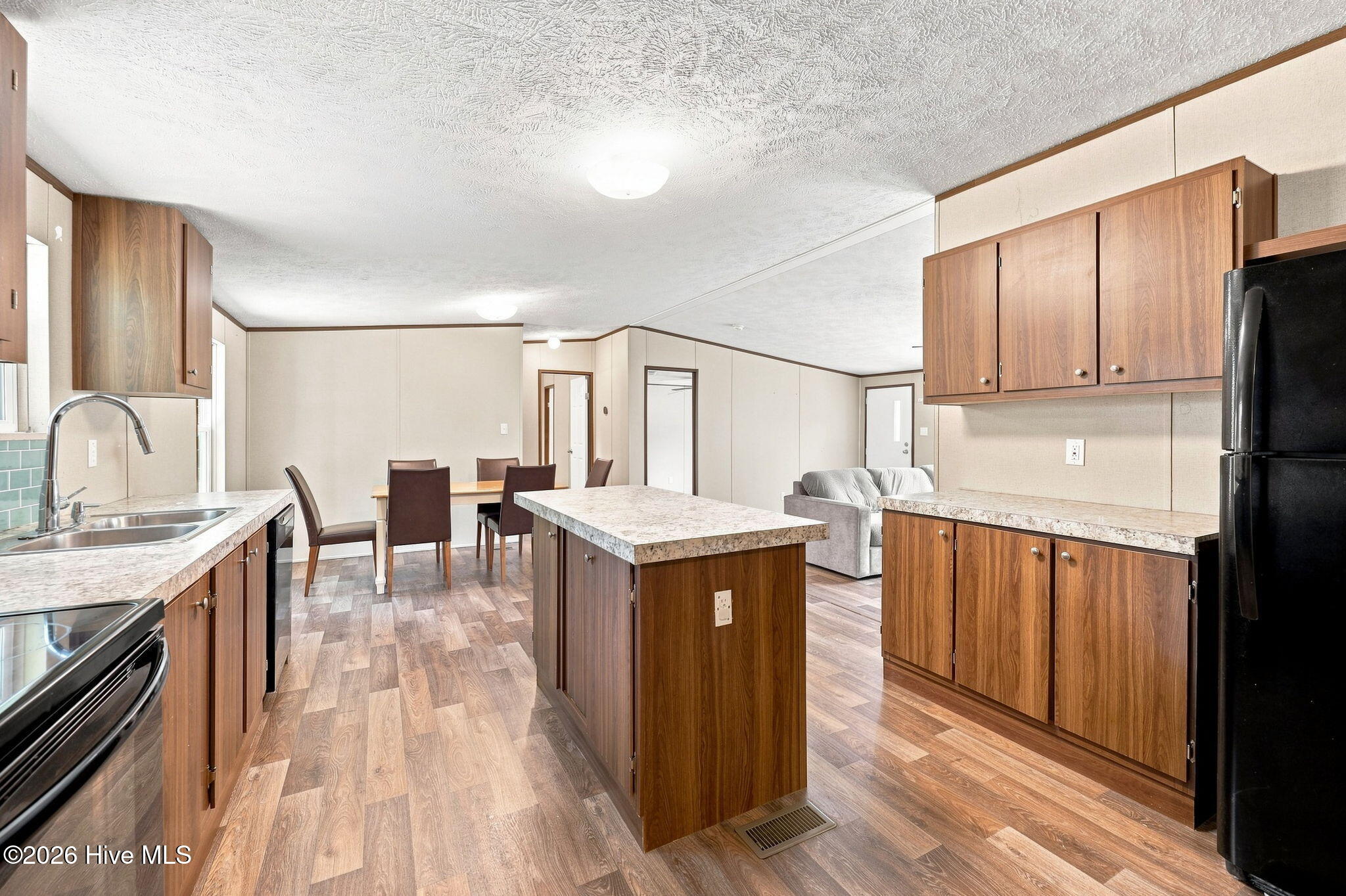 564 Pond Road Property Photo 16