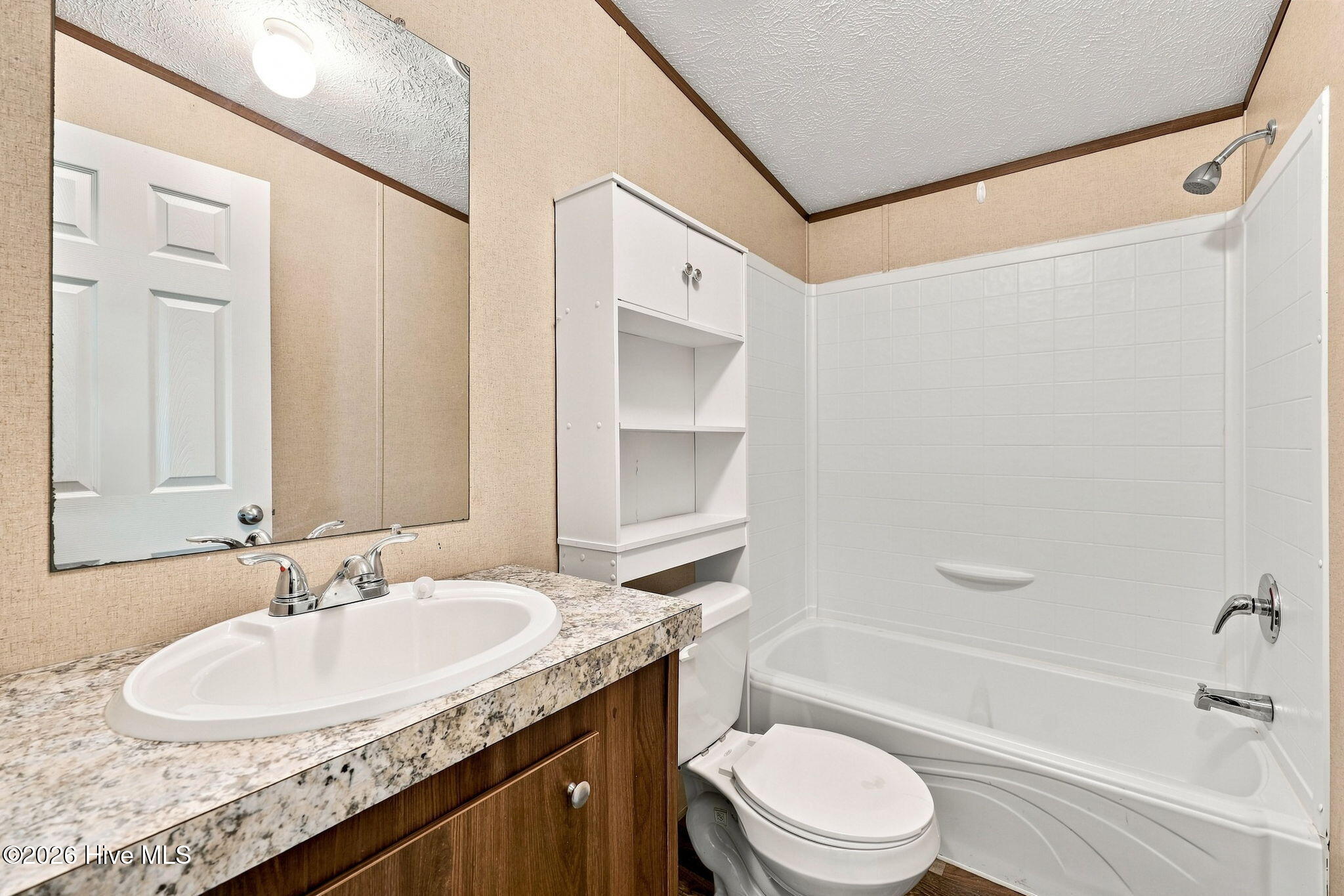 564 Pond Road Property Photo 26