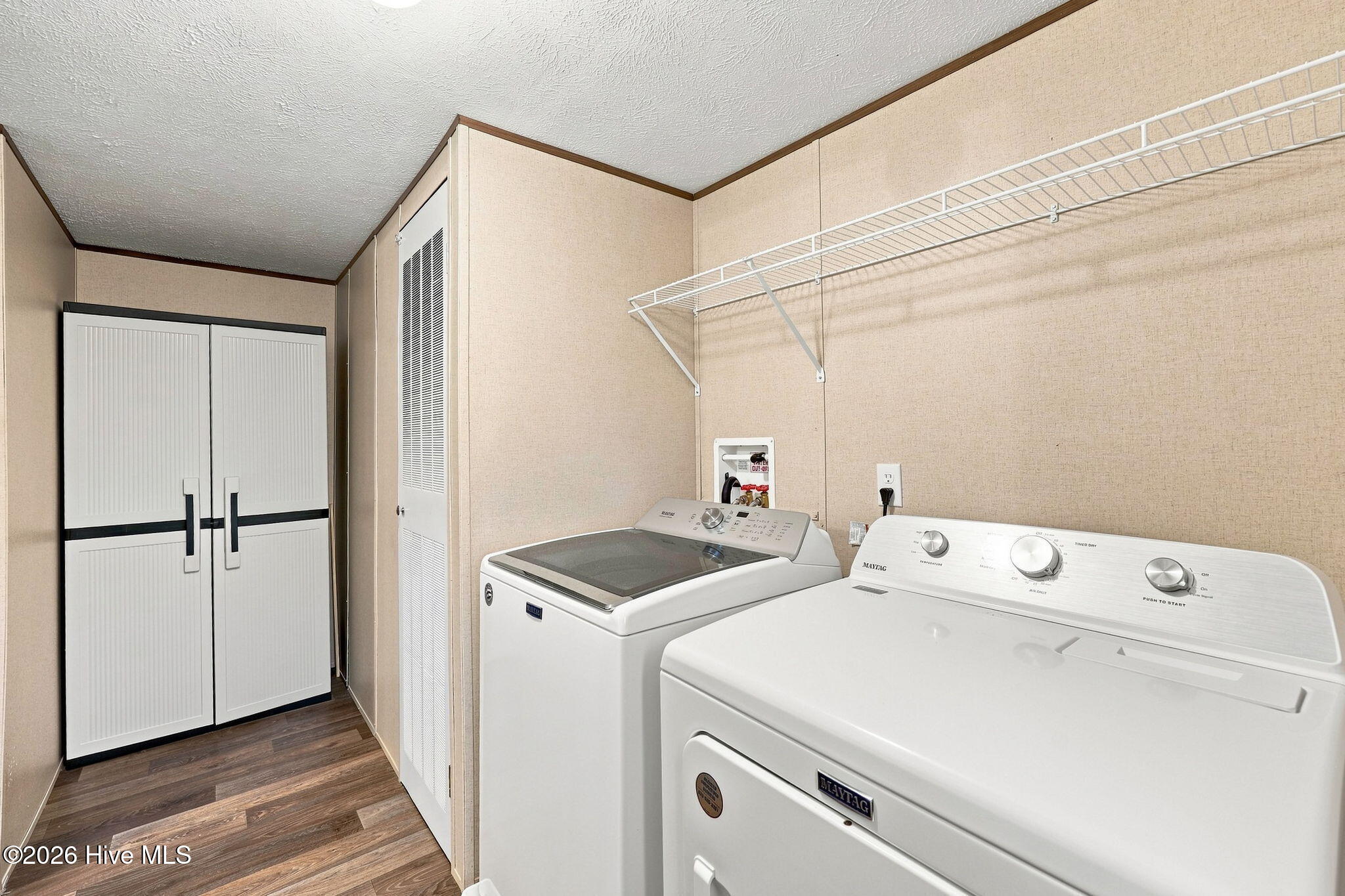 564 Pond Road Property Photo 31