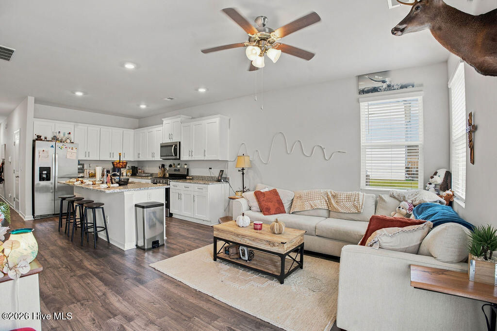 4188 Crimson Pass Property Photo 6
