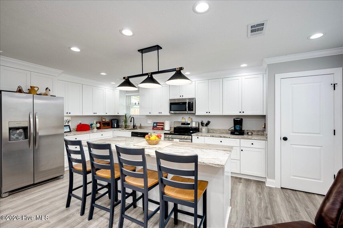 4121 Langley Street Property Photo 14