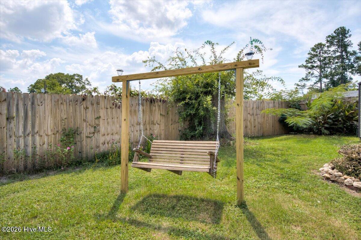 4121 Langley Street Property Photo 24