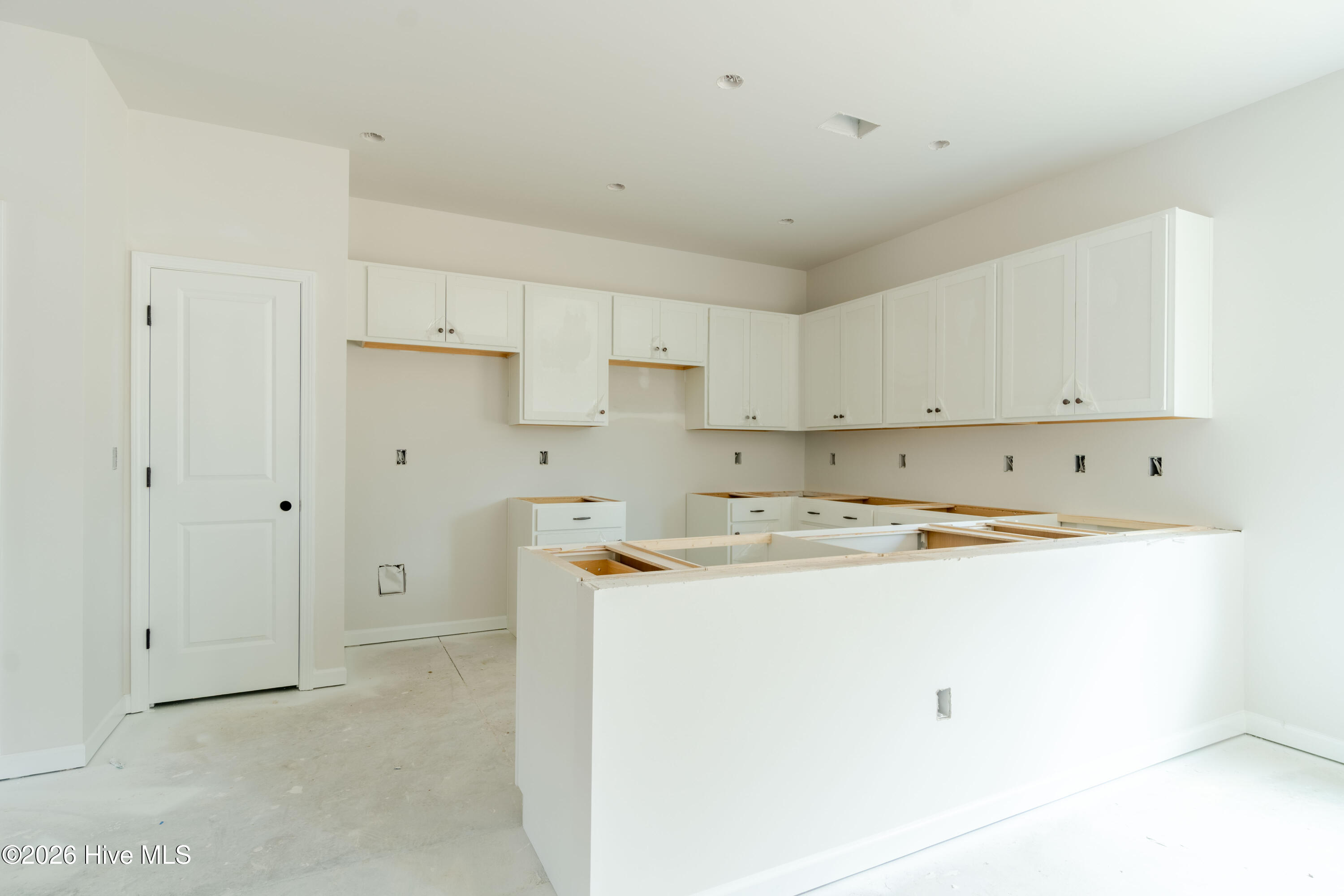 555 Trove Lane Property Photo 6