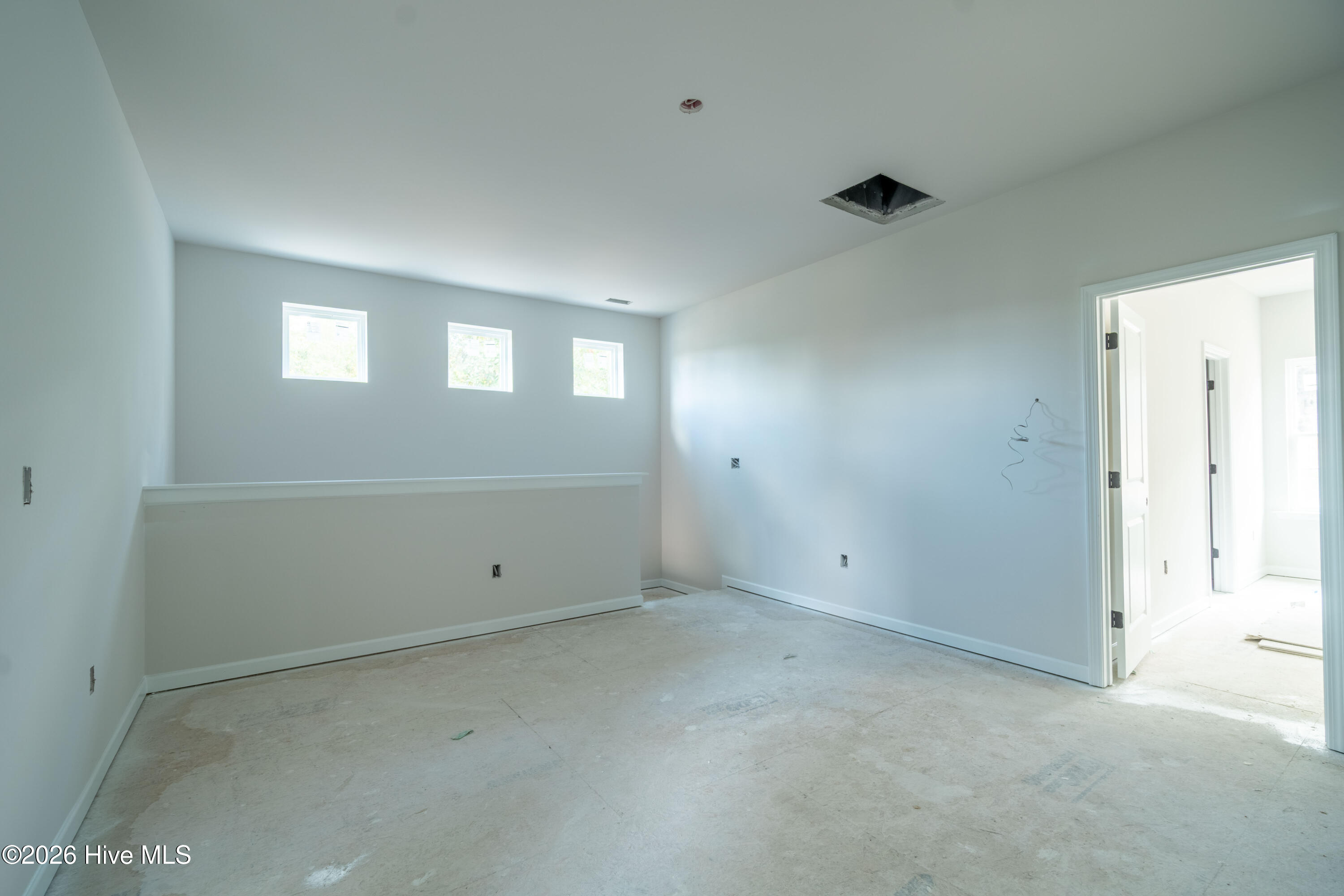 555 Trove Lane Property Photo 8