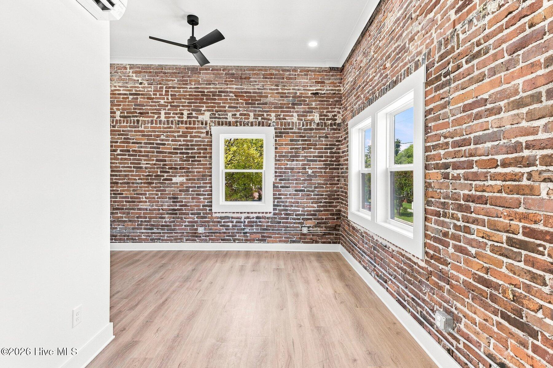 1202 Chestnut Street Property Photo 37