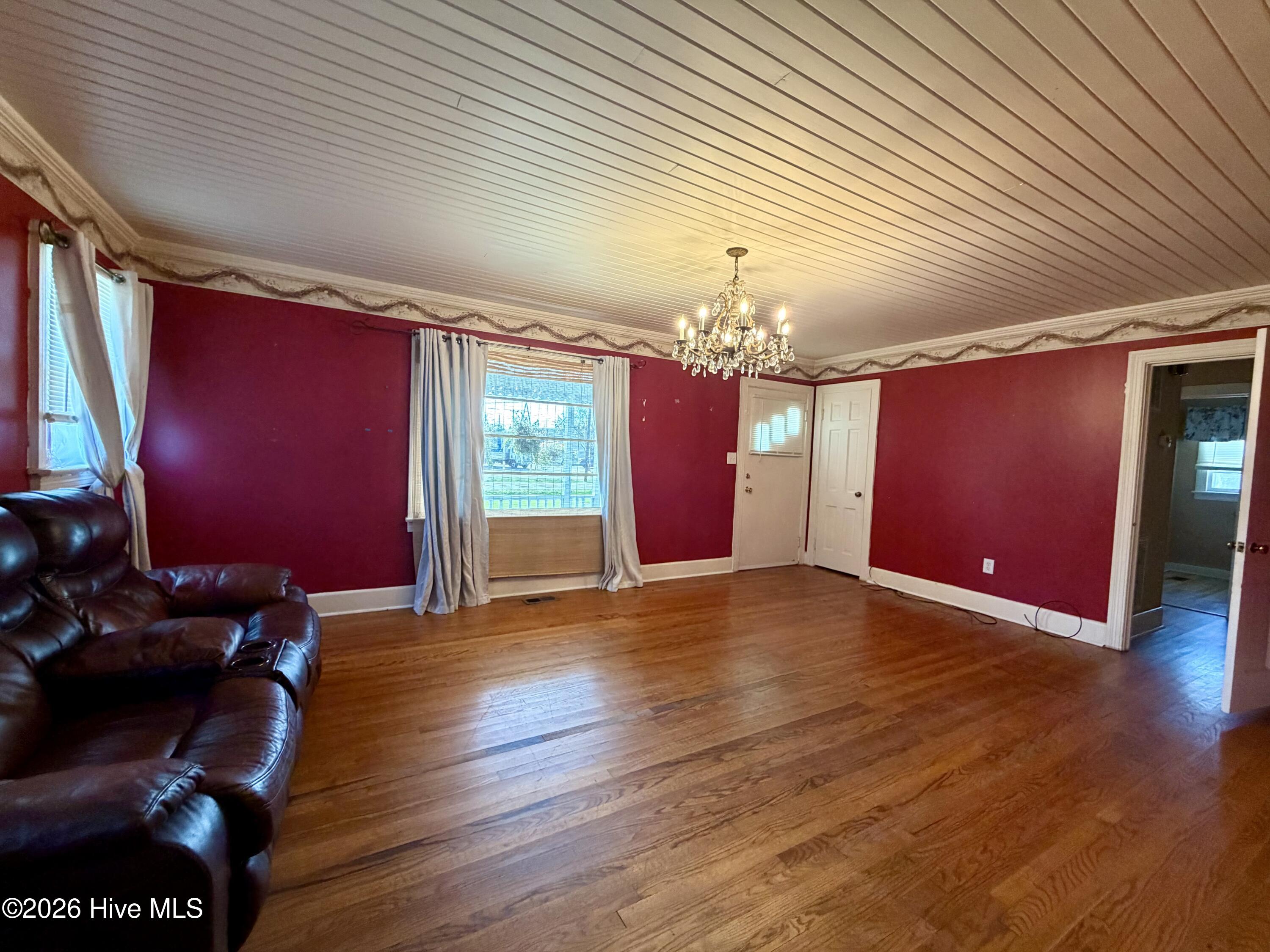 506 Raleigh Road Property Photo 4