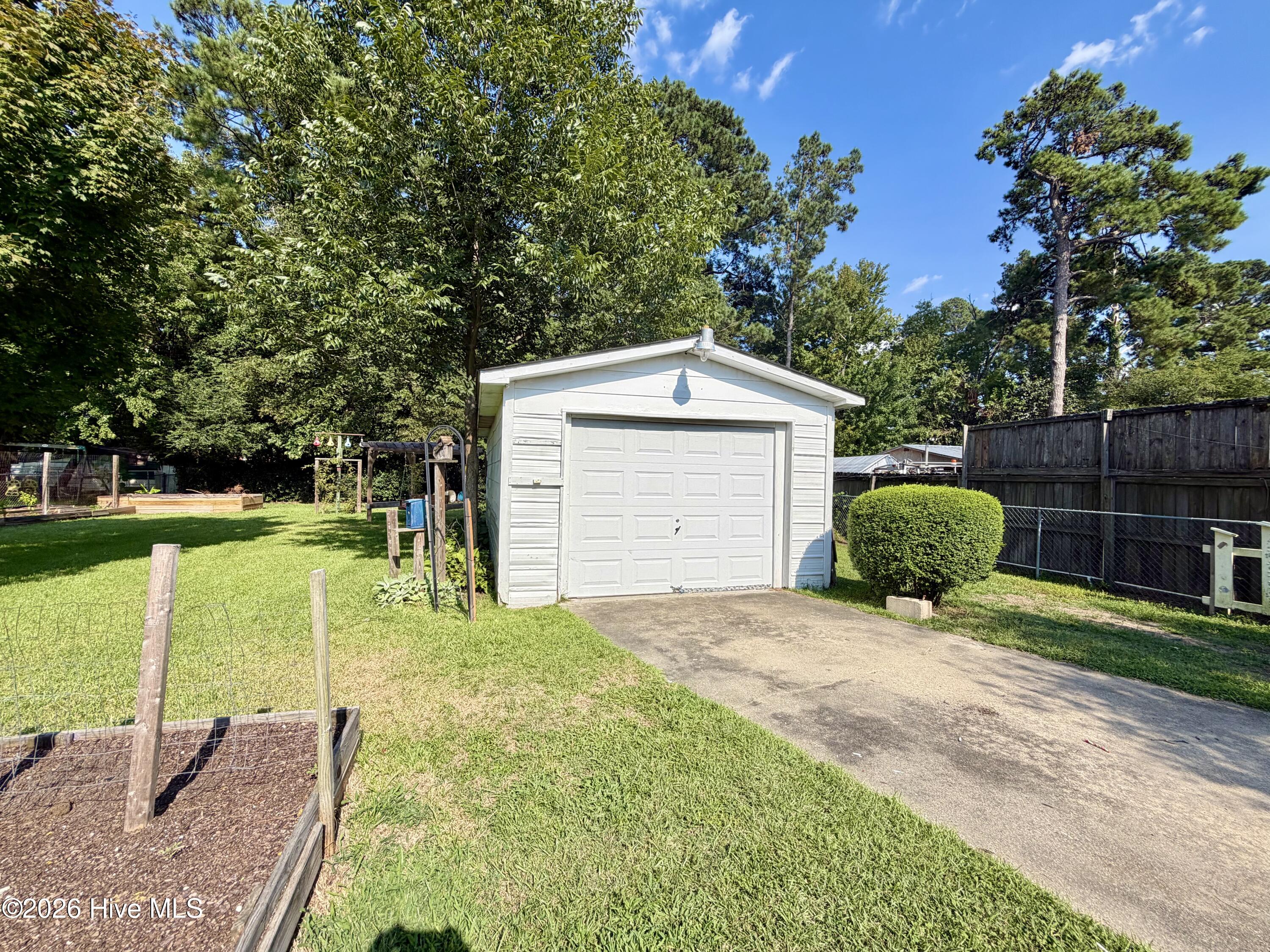 506 Raleigh Road Property Photo 15