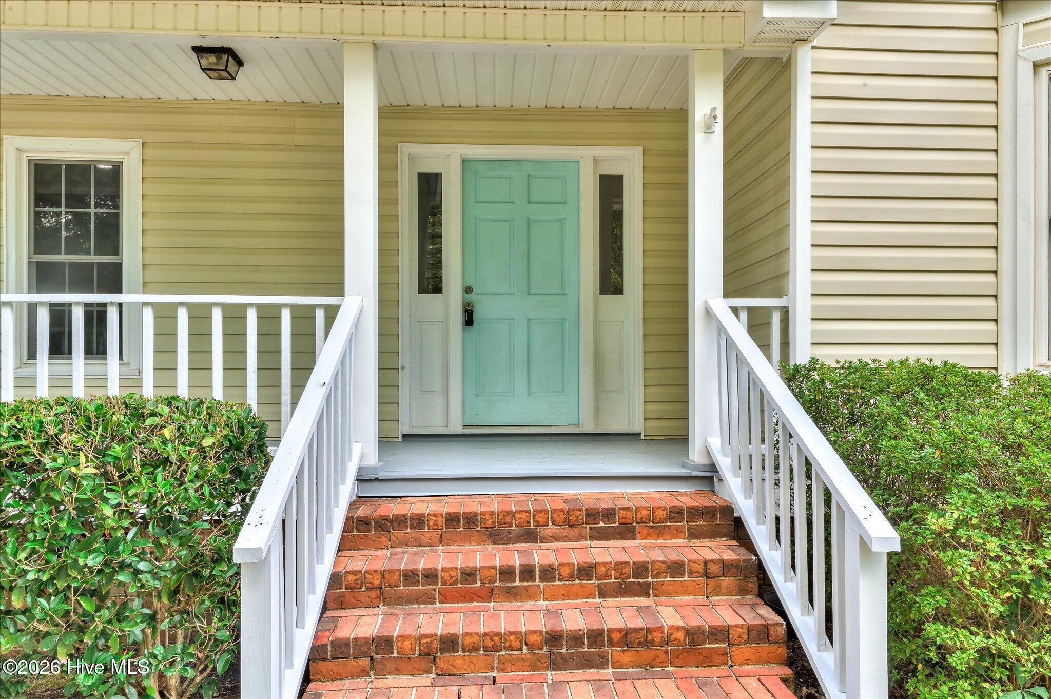 202 Ashley Circle Property Photo 4