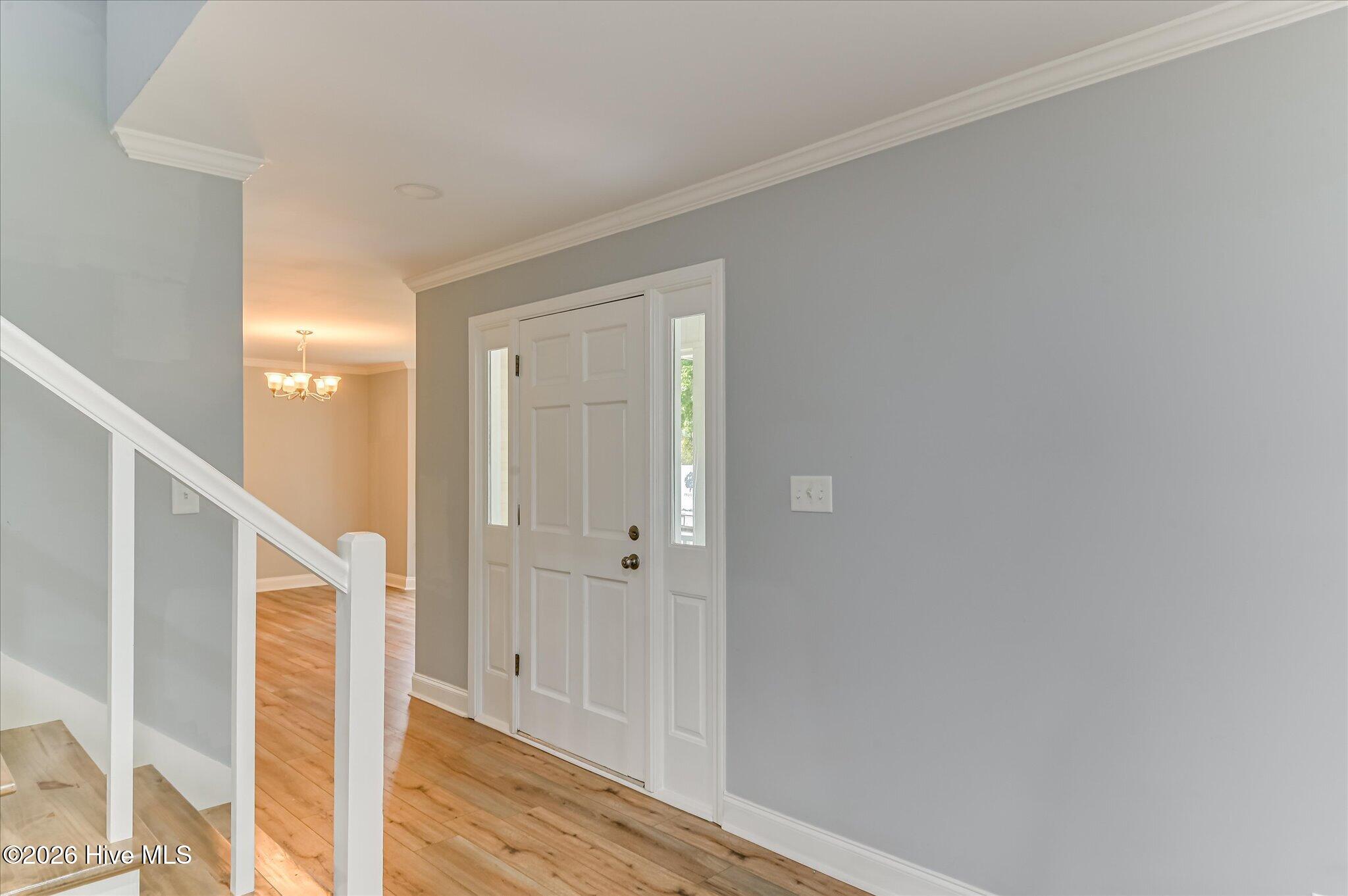 202 Ashley Circle Property Photo 6