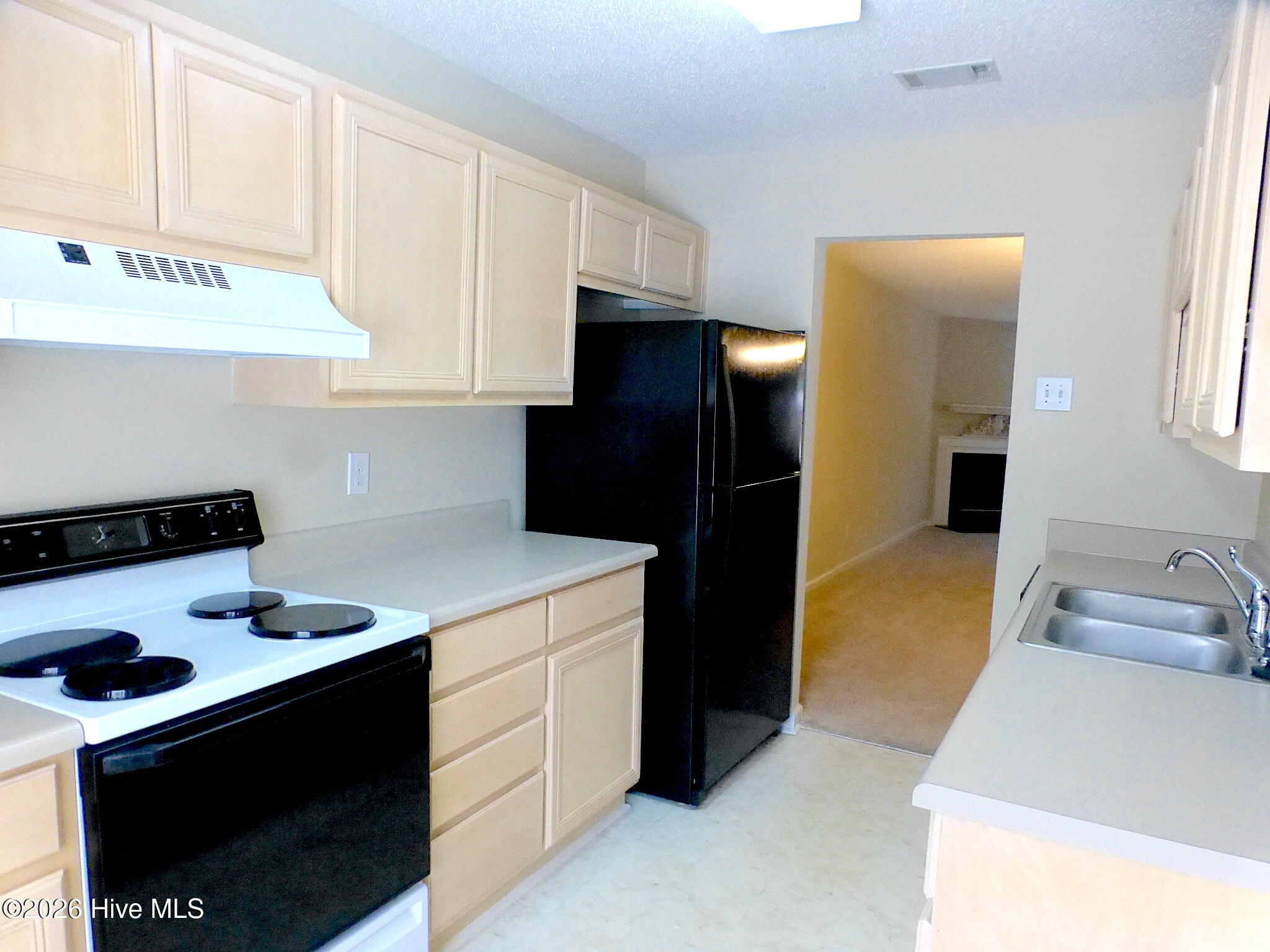 31 E Tiburon Trail W Property Photo 2