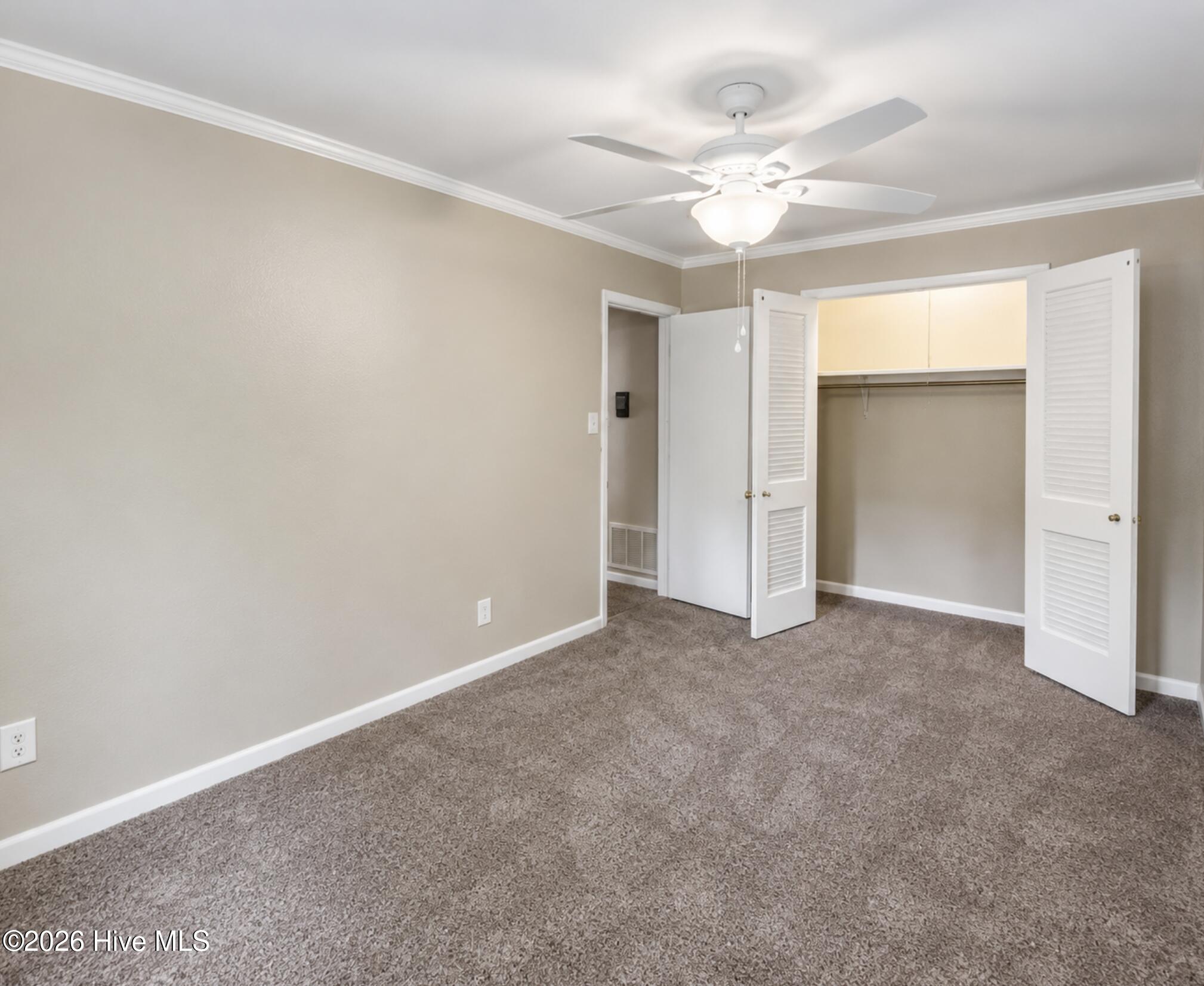 1405 N Overlook Drive Property Photo 6
