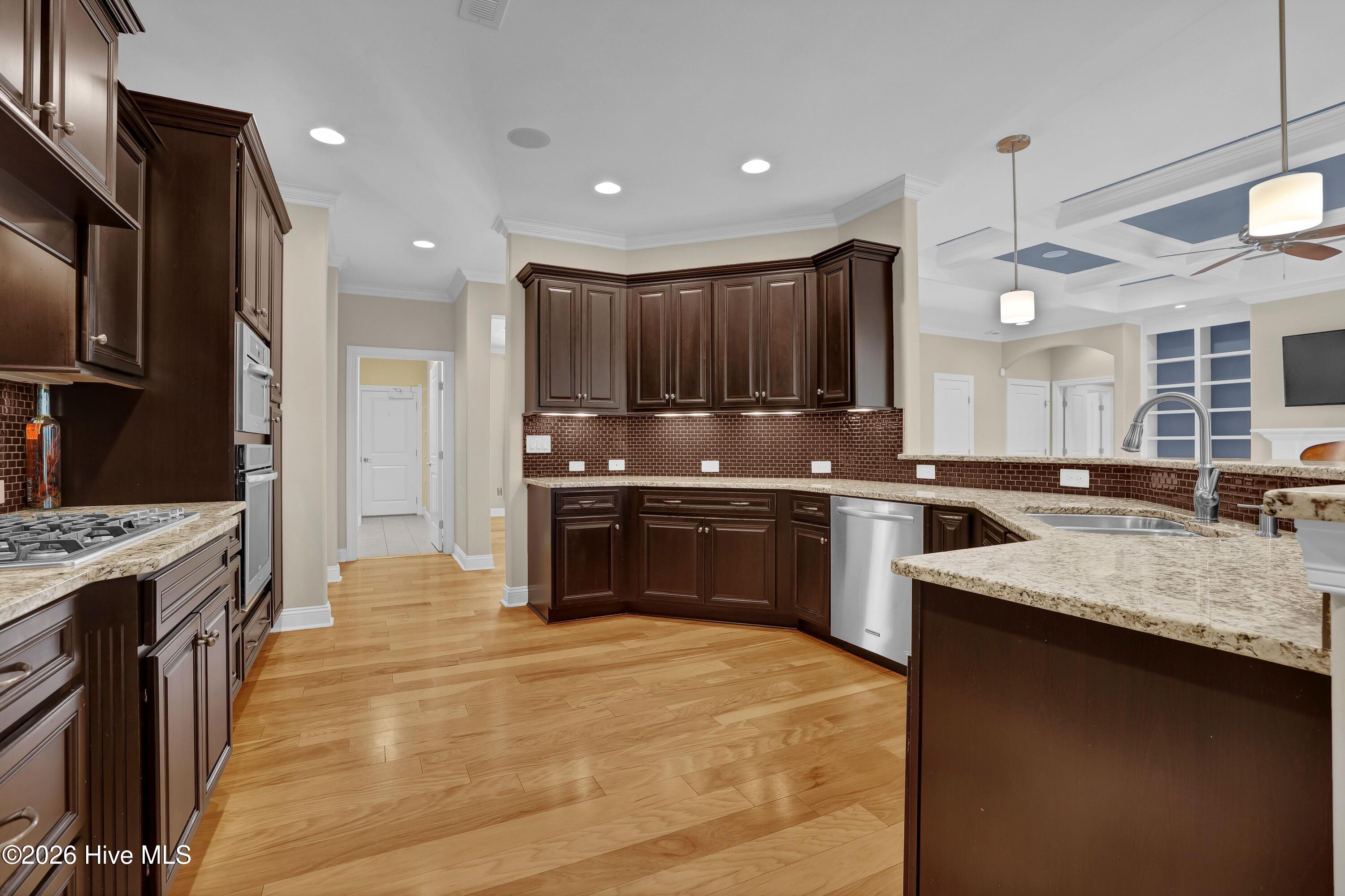 1334 Hydrangea Court Property Photo 13