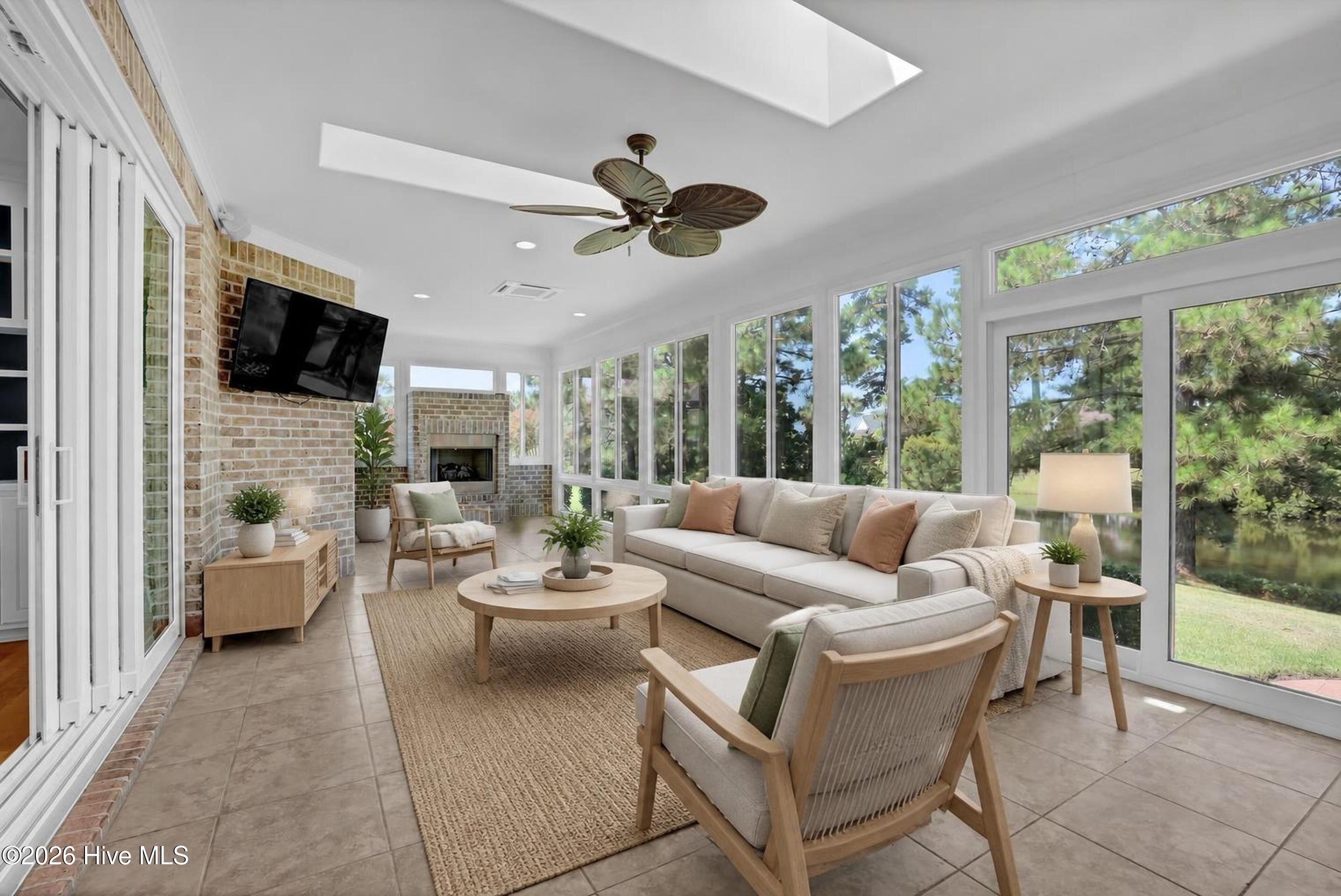 1334 Hydrangea Court Property Photo 16